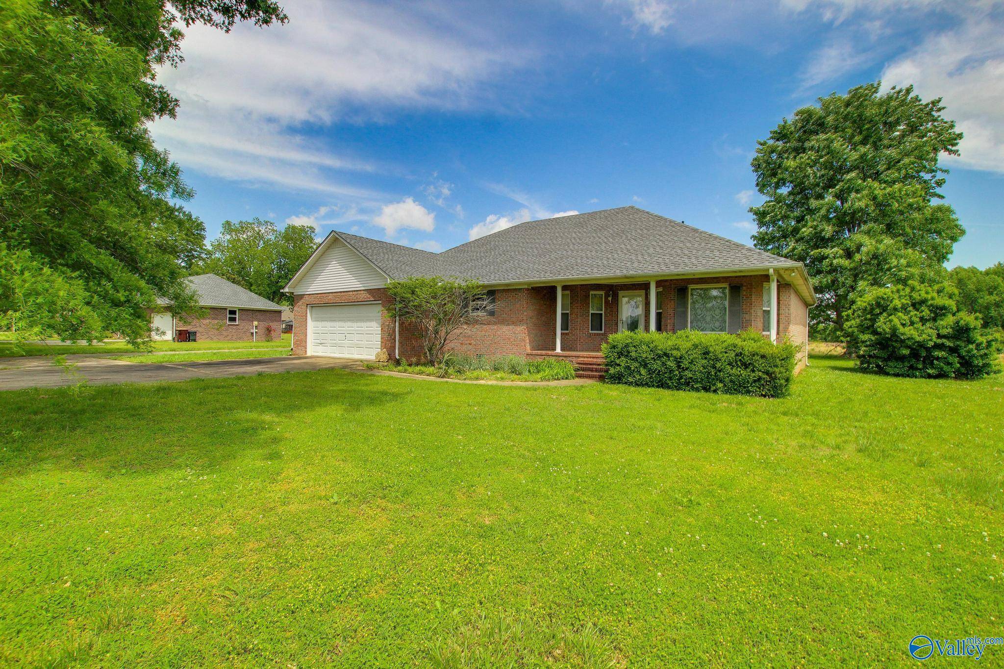 Athens, AL 35613,20886 Johnson Drive