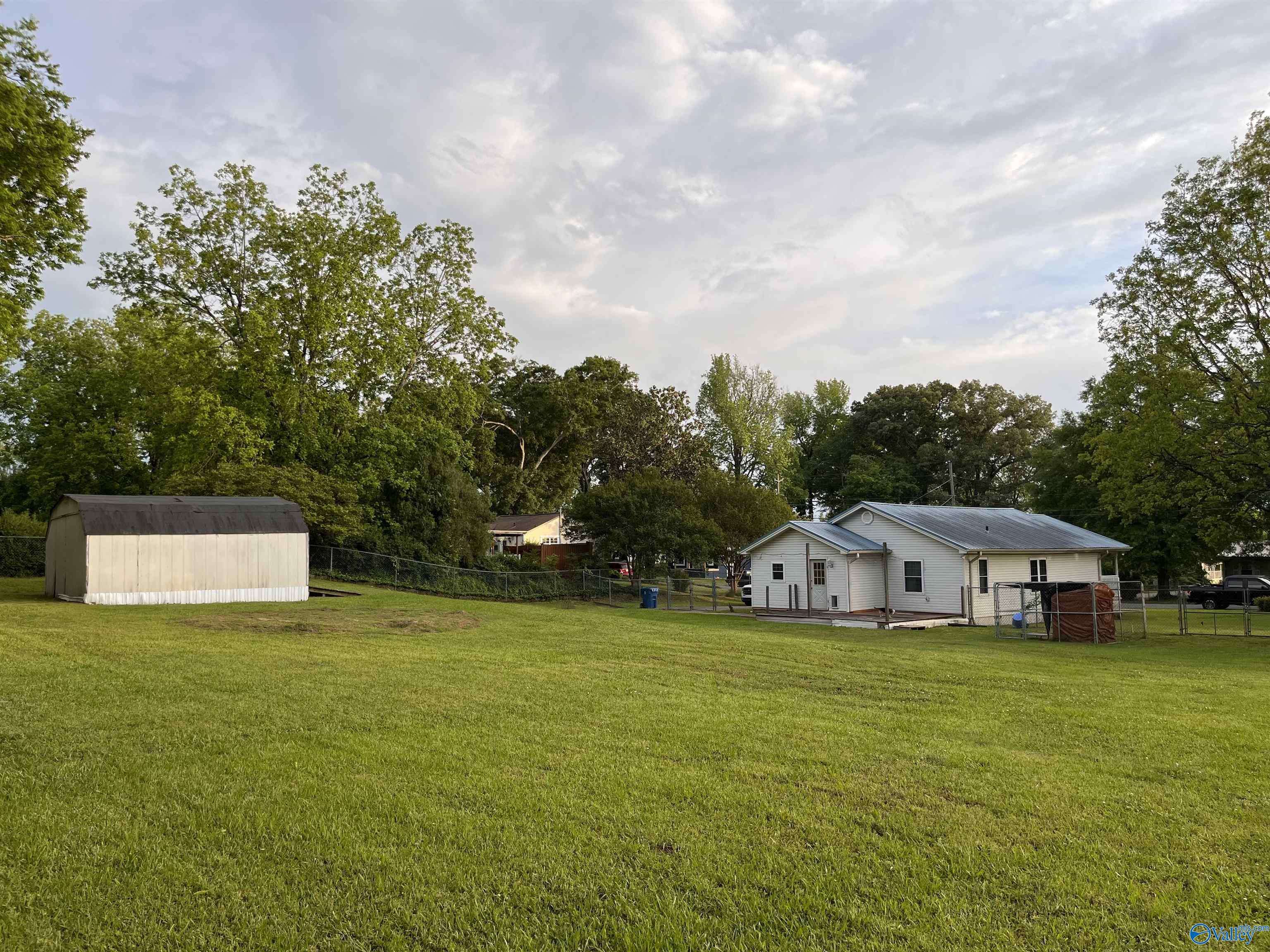 Attalla, AL 35954,601 SW 9th Avenue