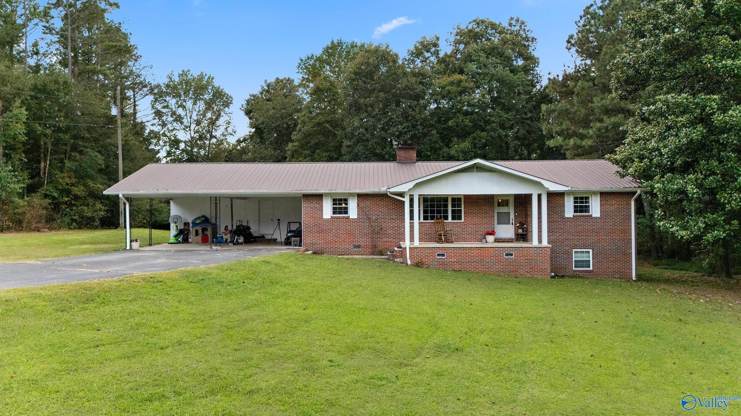 Crossville, AL 35962,102 Baker Drive