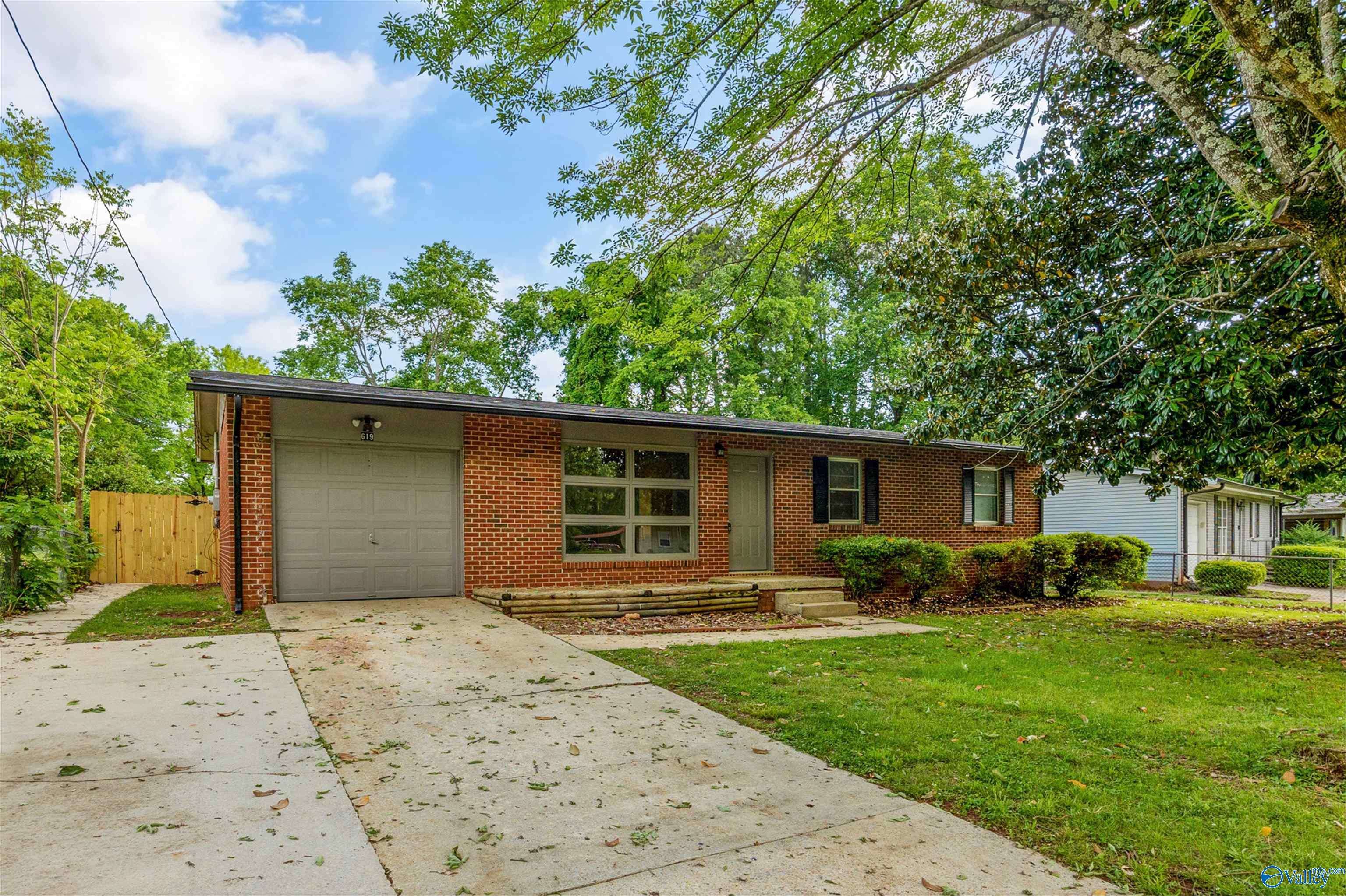 Huntsville, AL 35811,619 Kennan Road