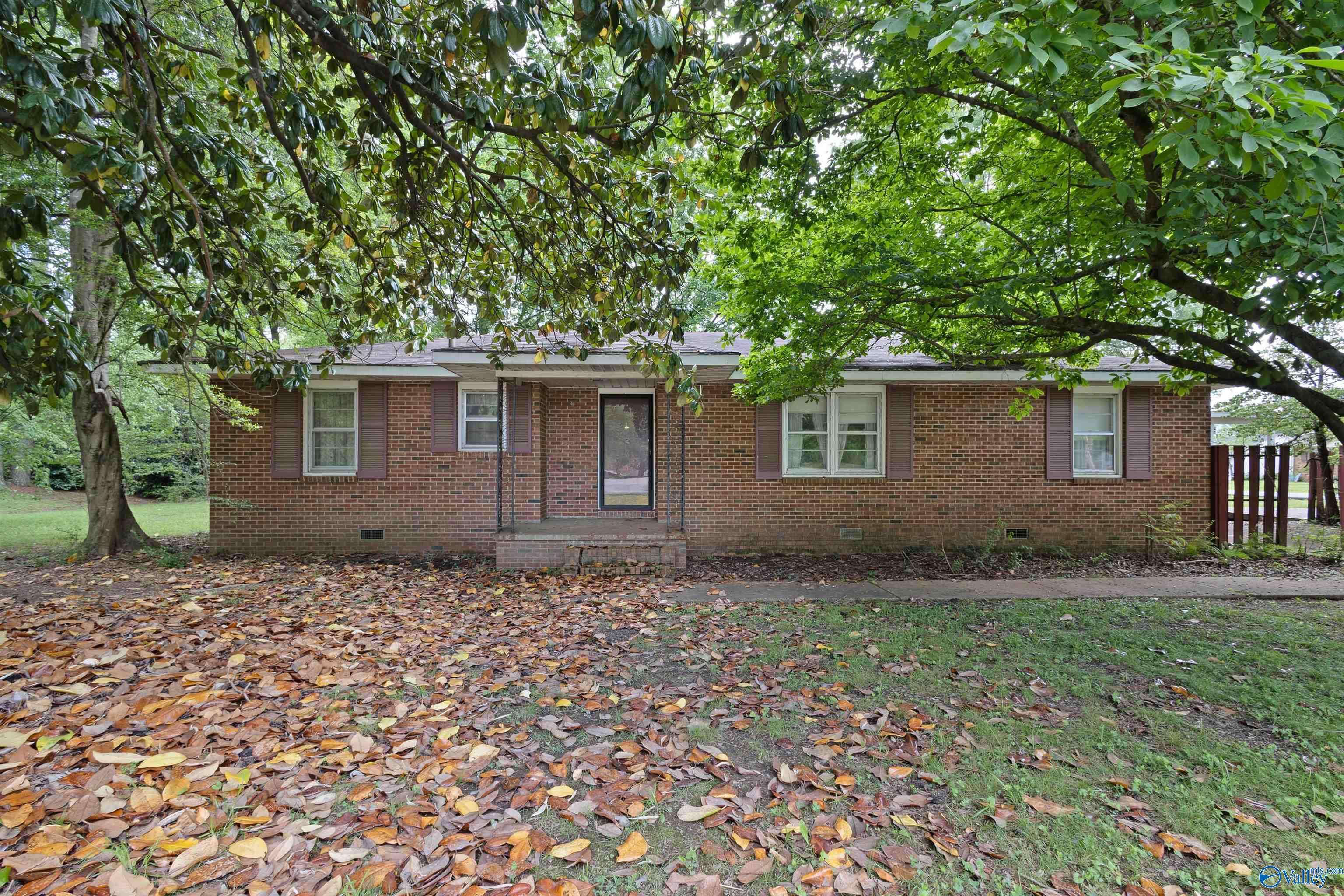 Athens, AL 35611,600 E Forrest Drive