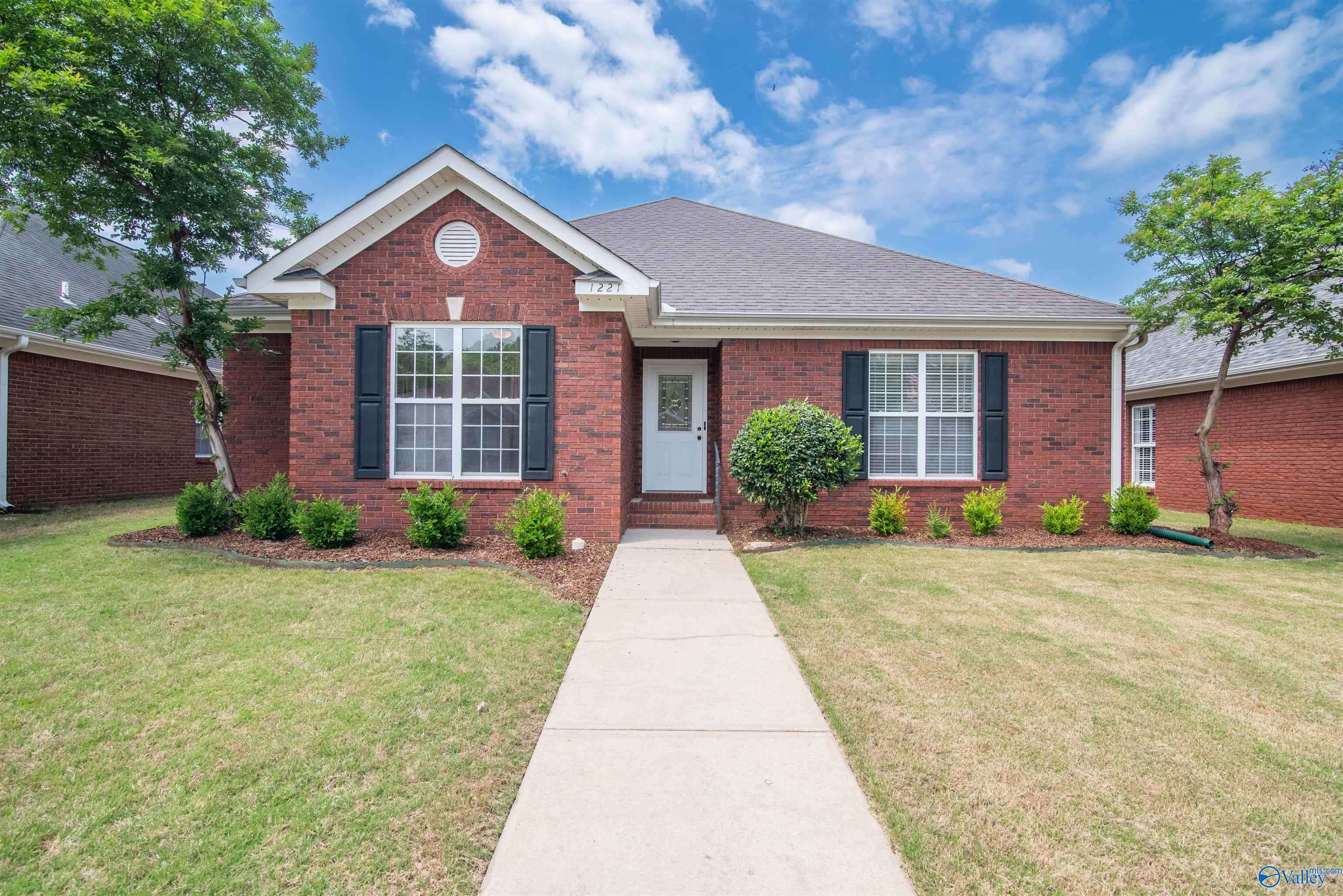 Decatur, AL 35603,1221 Excalibur Drive SW