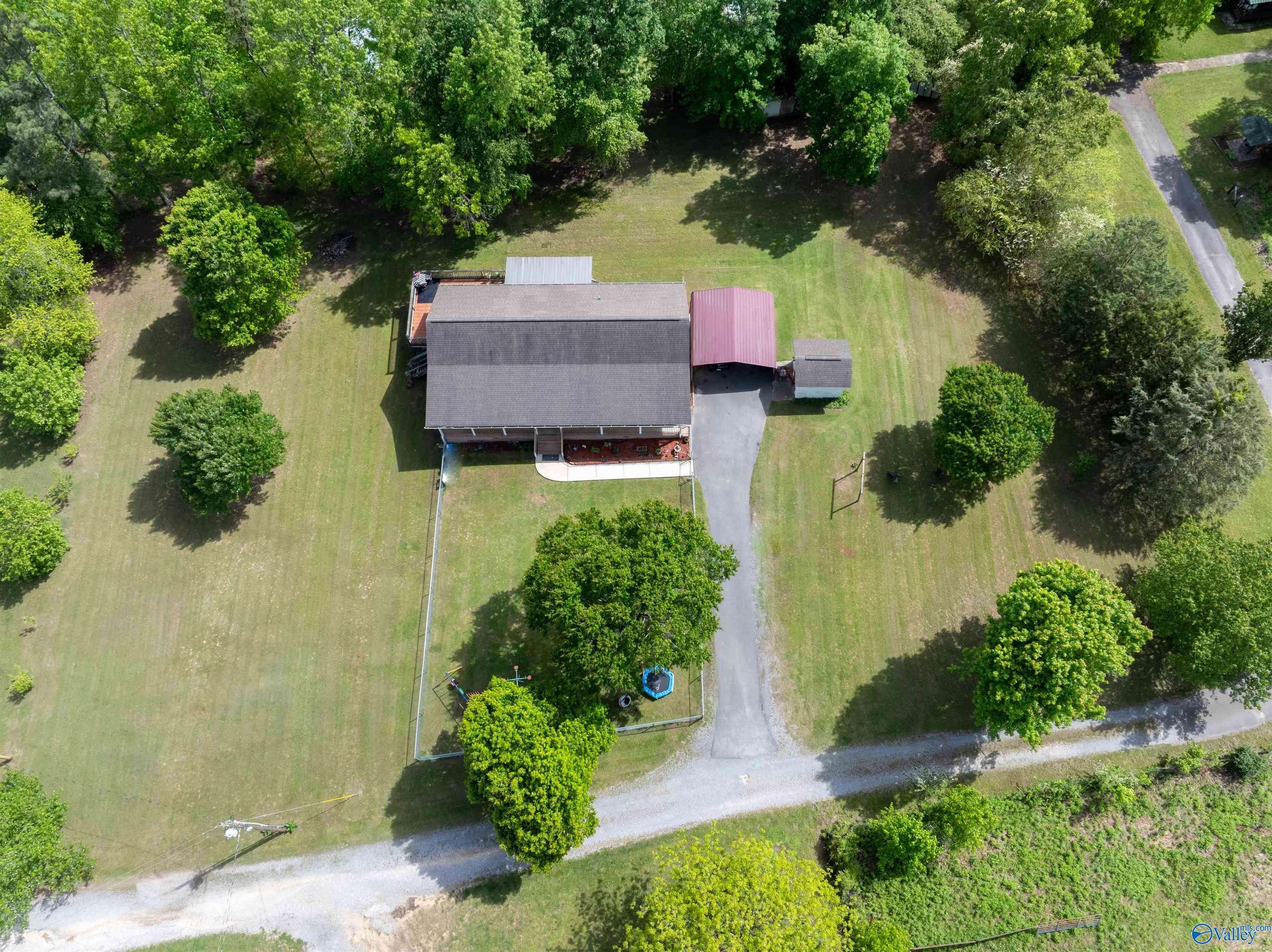 Rainsville, AL 35986,912 Brown Chapel Road