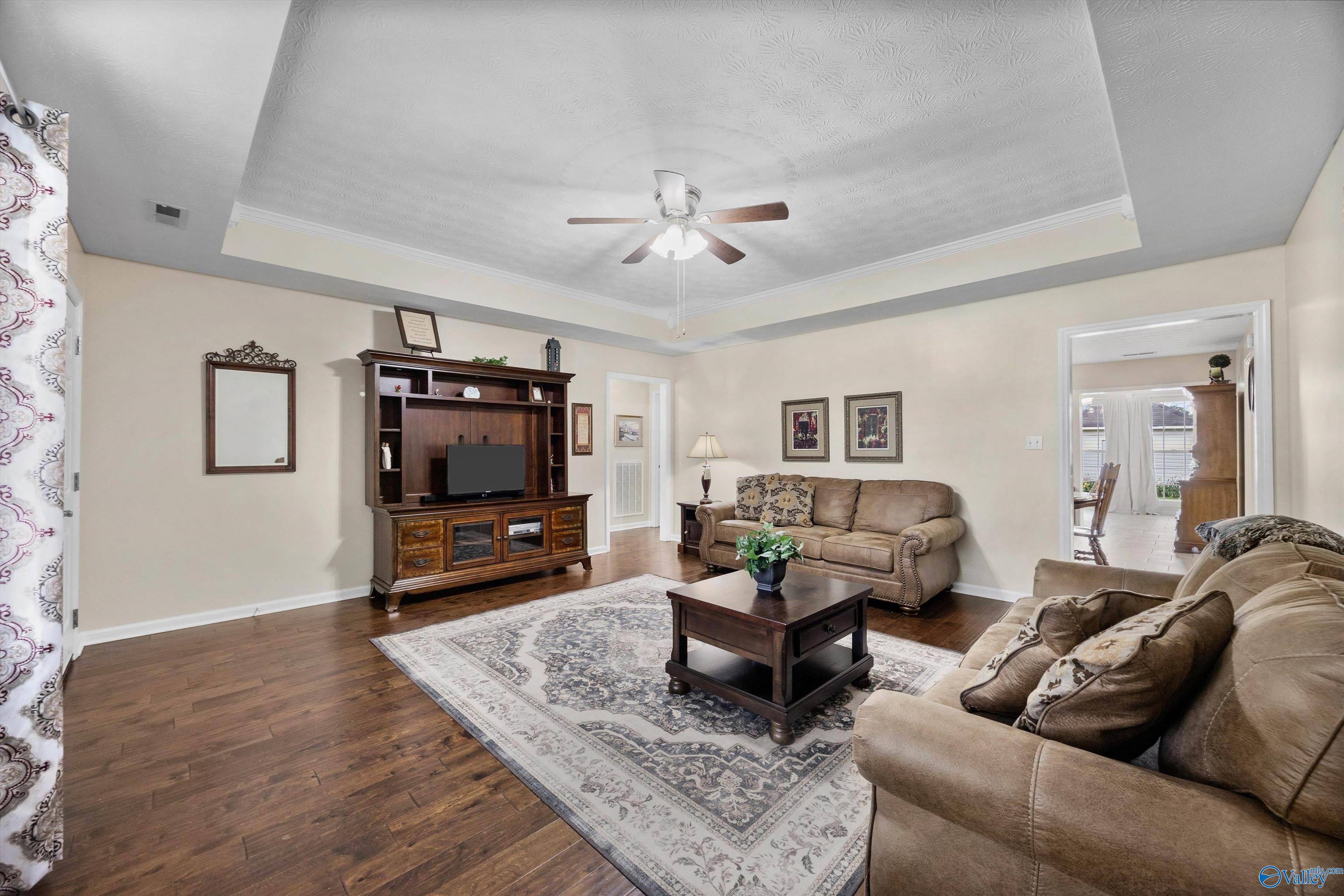 Hartselle, AL 35640,1904 Glenwood Drive