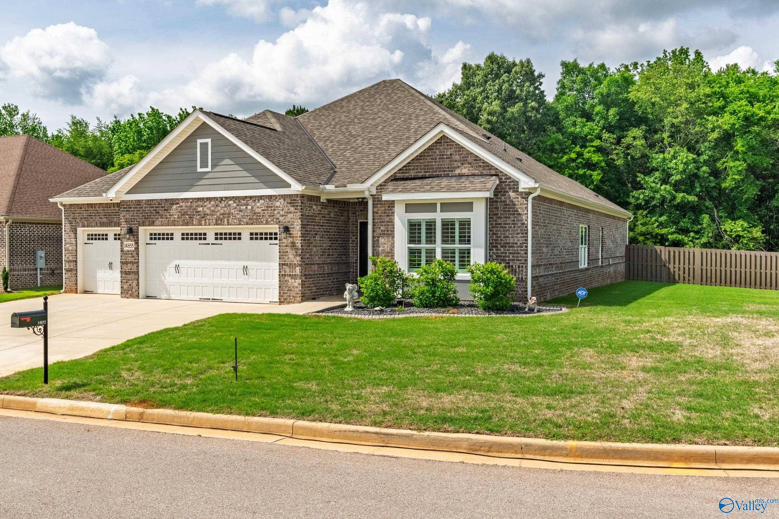 Athens, AL 35613,14855 Willow Rose Lane