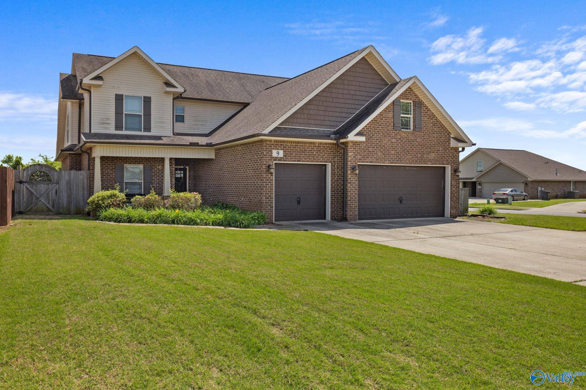 Decatur, AL 35603,9 Weeping Willow Lane
