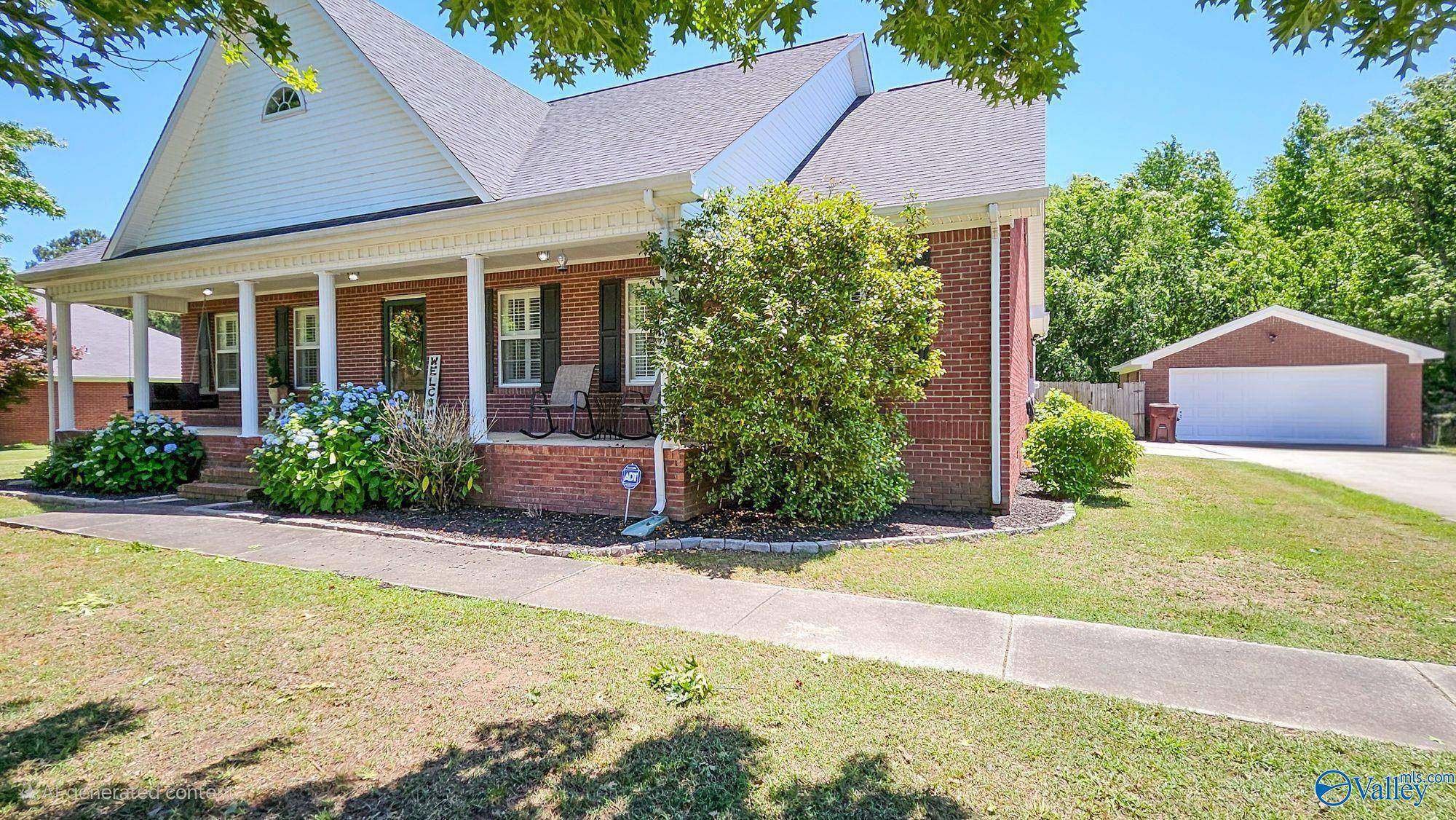 Athens, AL 35613,17003 Yancy Drive