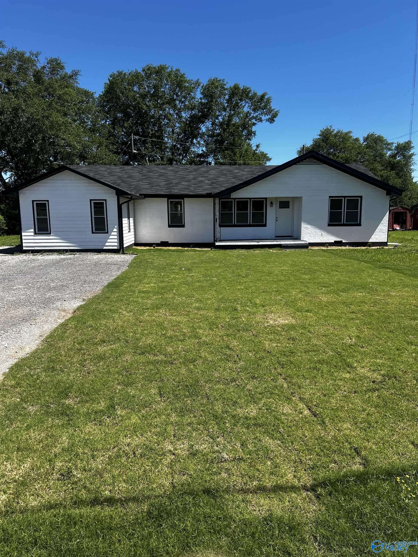 Moulton, AL 35650,13471 Court Street
