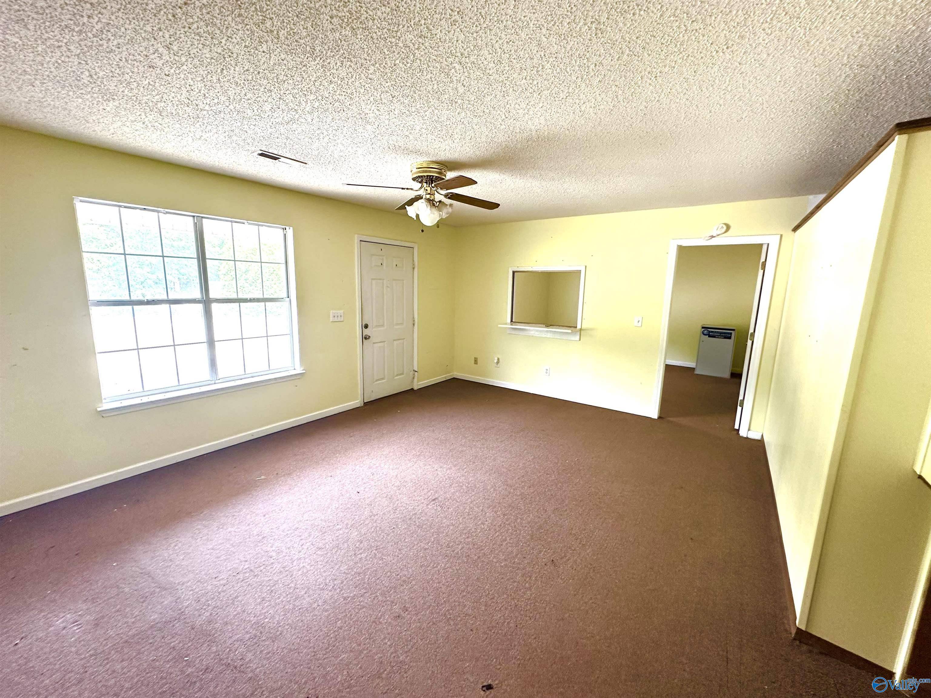 Blountsville, AL 35031,68644 Main Street
