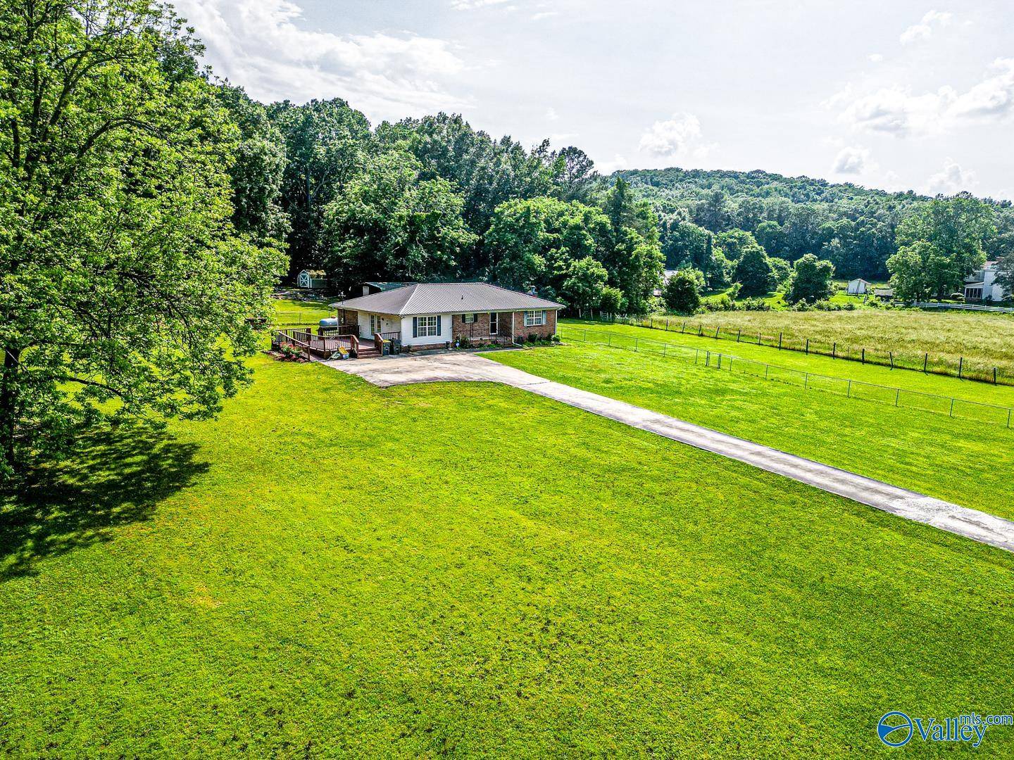 Decatur, AL 35603,53 Price Mountain Drive