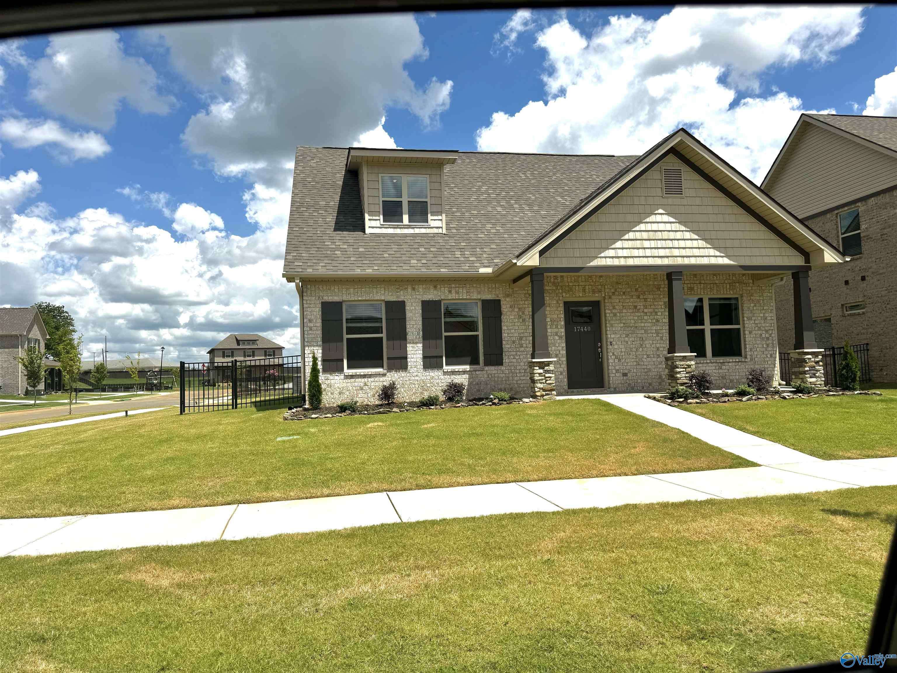 Athens, AL 35611,17440 Chelsea Street
