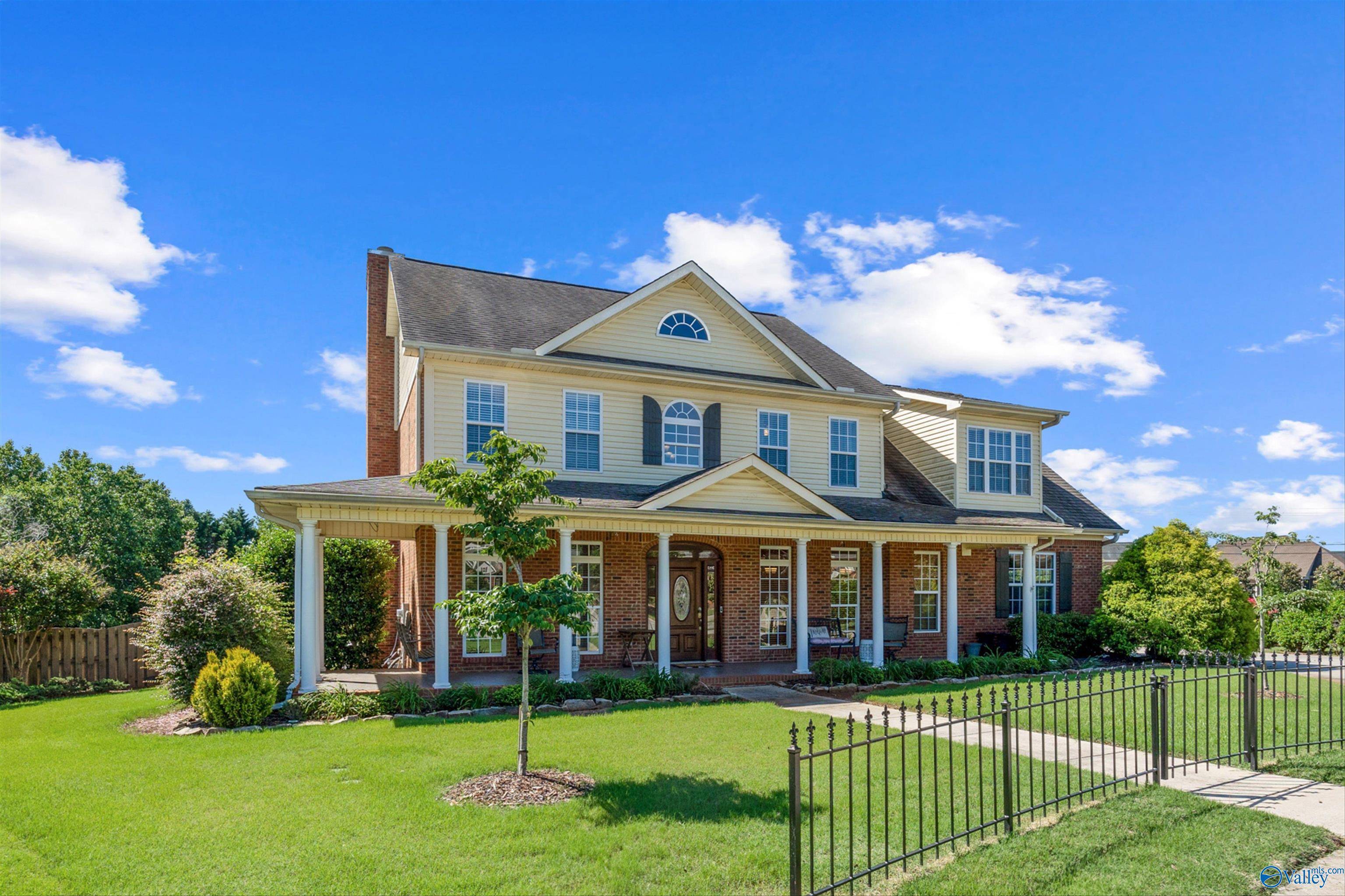 Madison, AL 35756,125 Old Ivy Circle