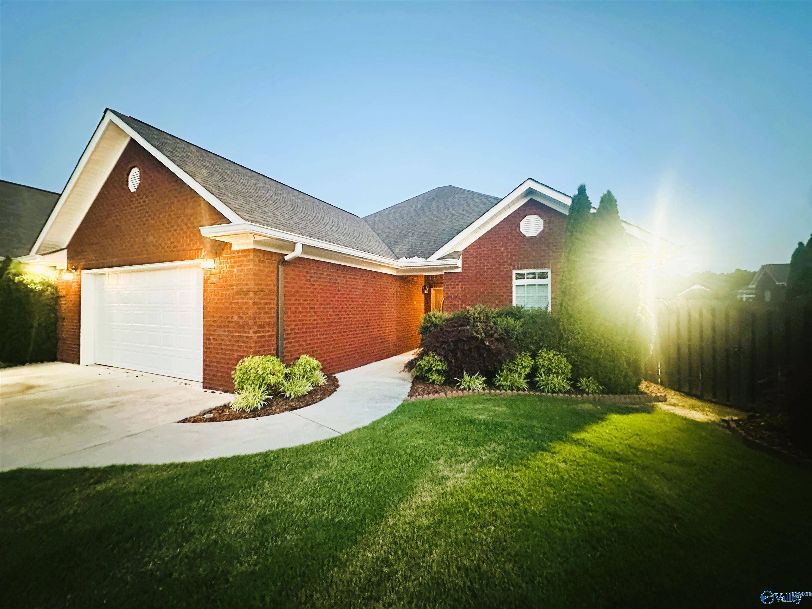 Arab, AL 35016,104 Canterbury Circle