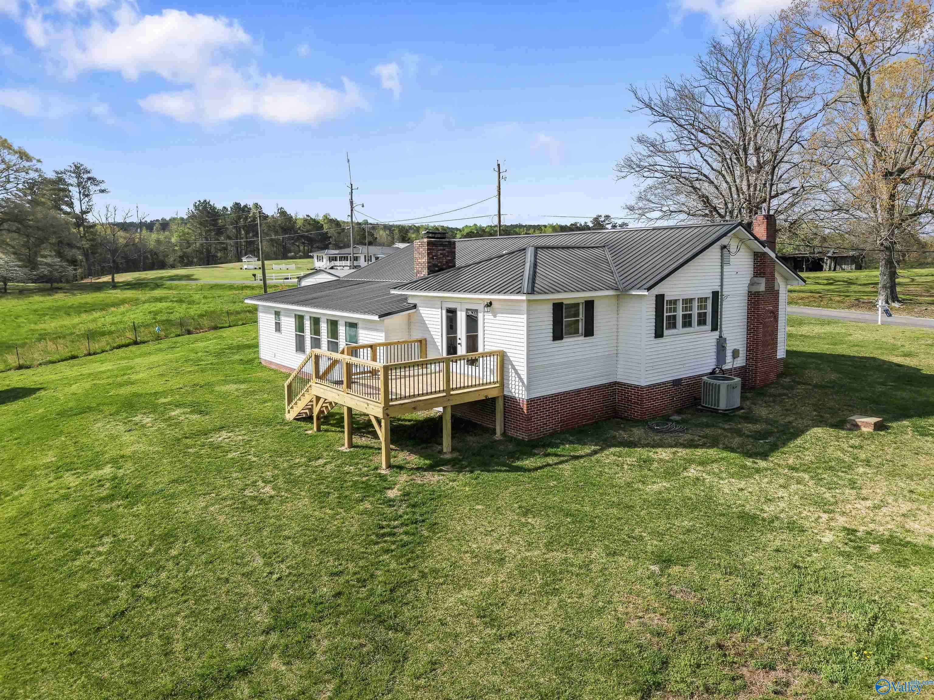 Altoona, AL 35952,485 Moody Chapel Road