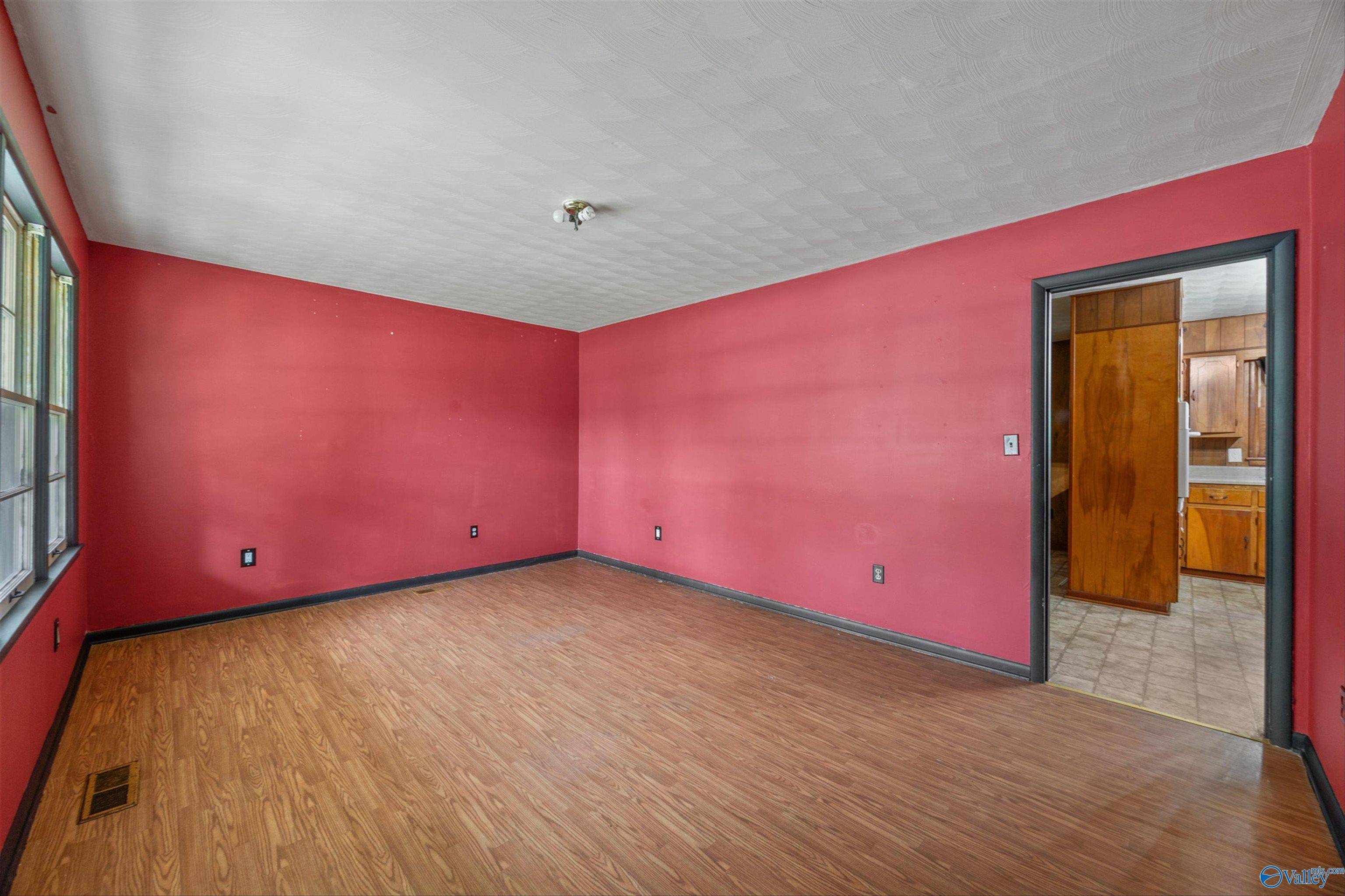 Hartselle, AL 35640,1004 Crestline Place