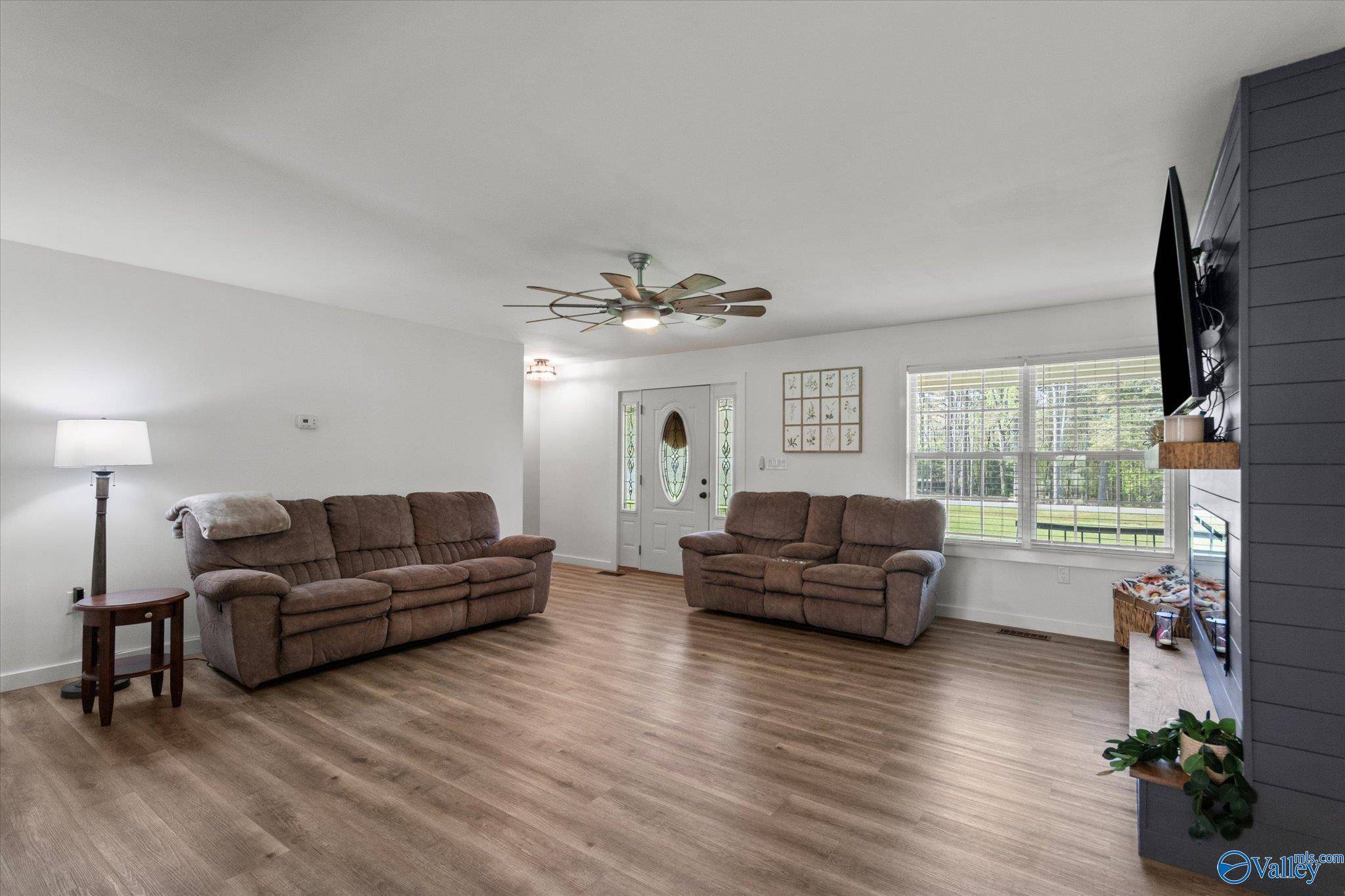 Albertville, AL 35951,1032 East Main Street