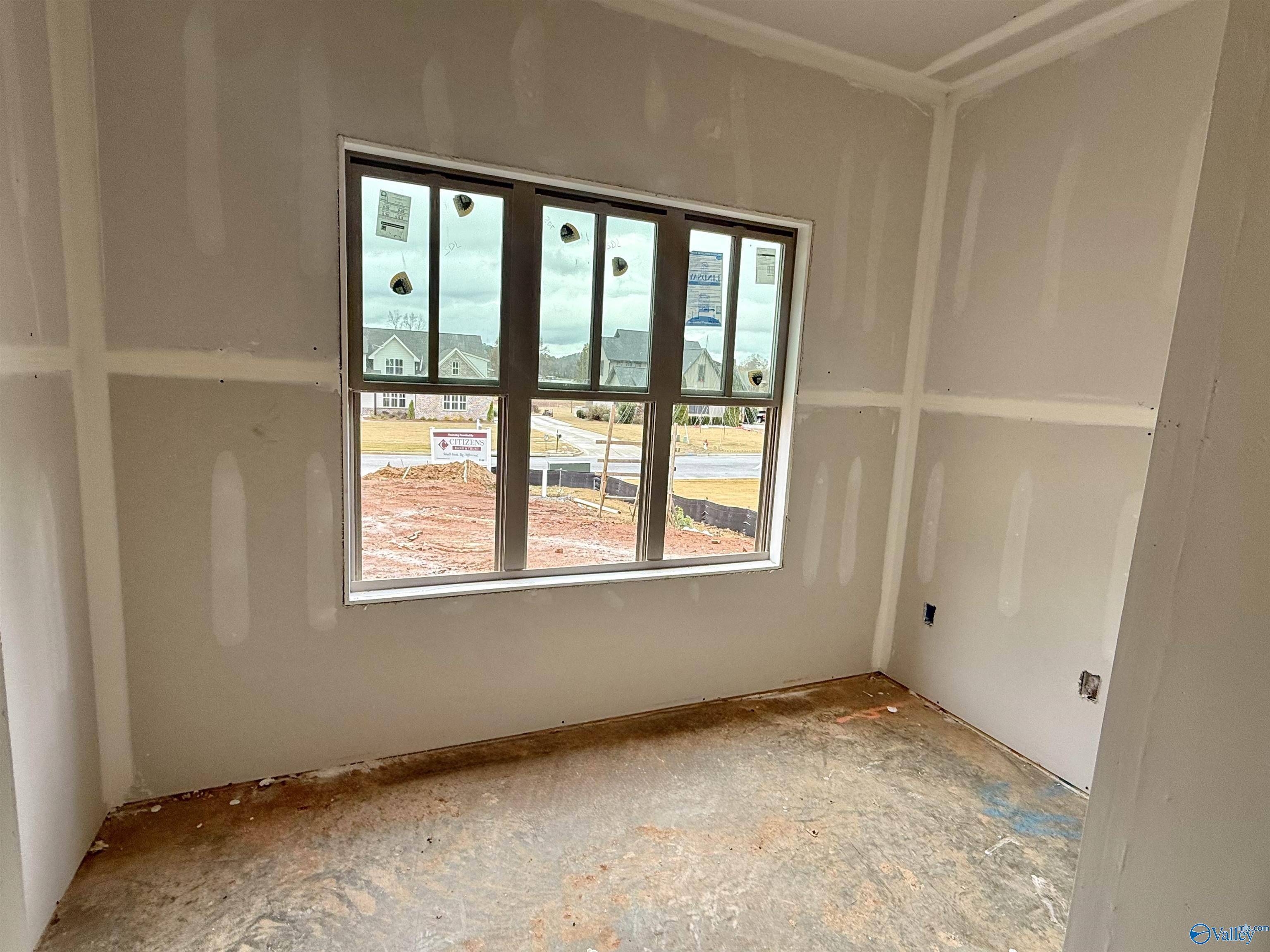 Guntersville, AL 35976,317 Lake Creek Drive