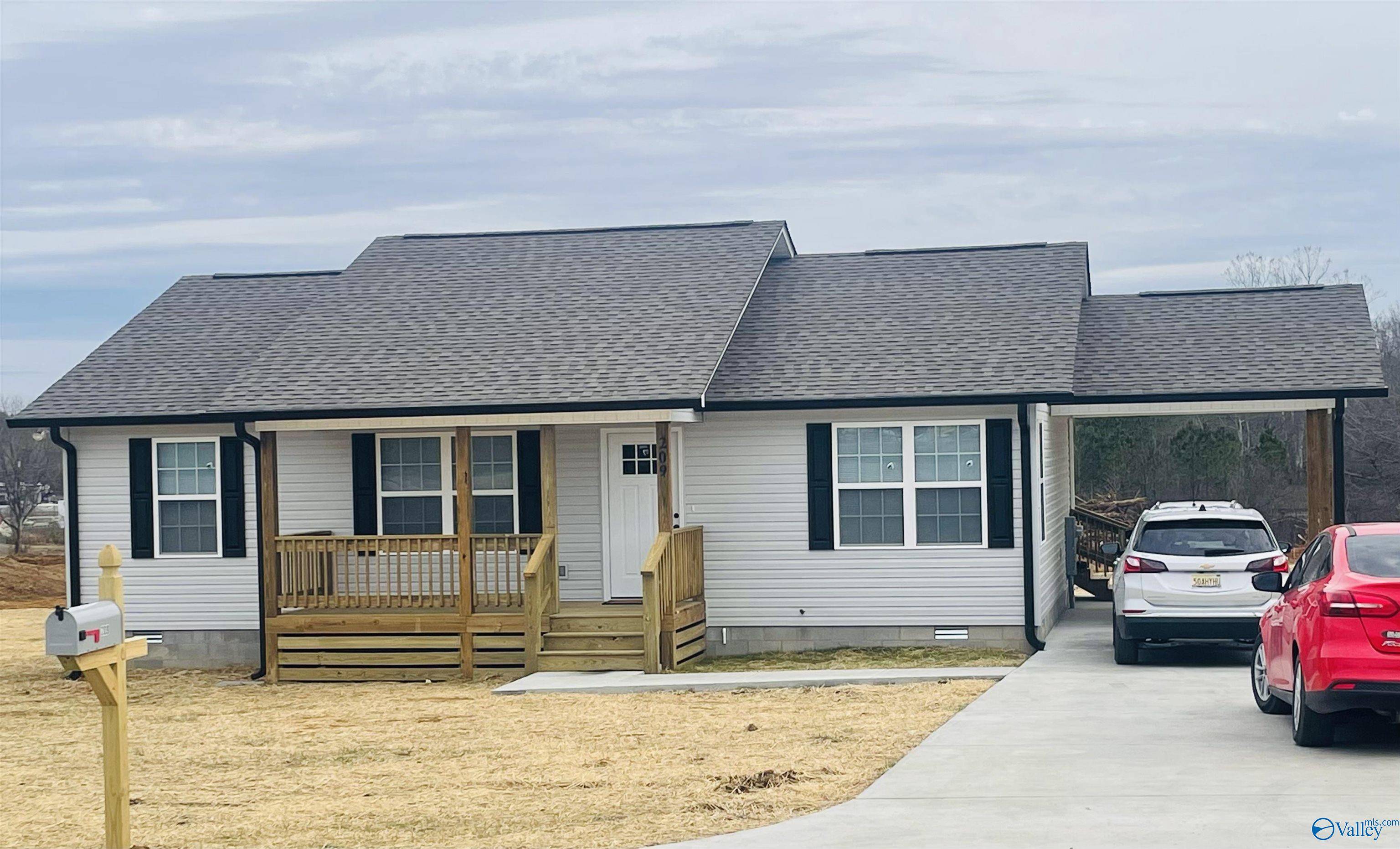 Albertville, AL 35951,374 Kuykendall Road