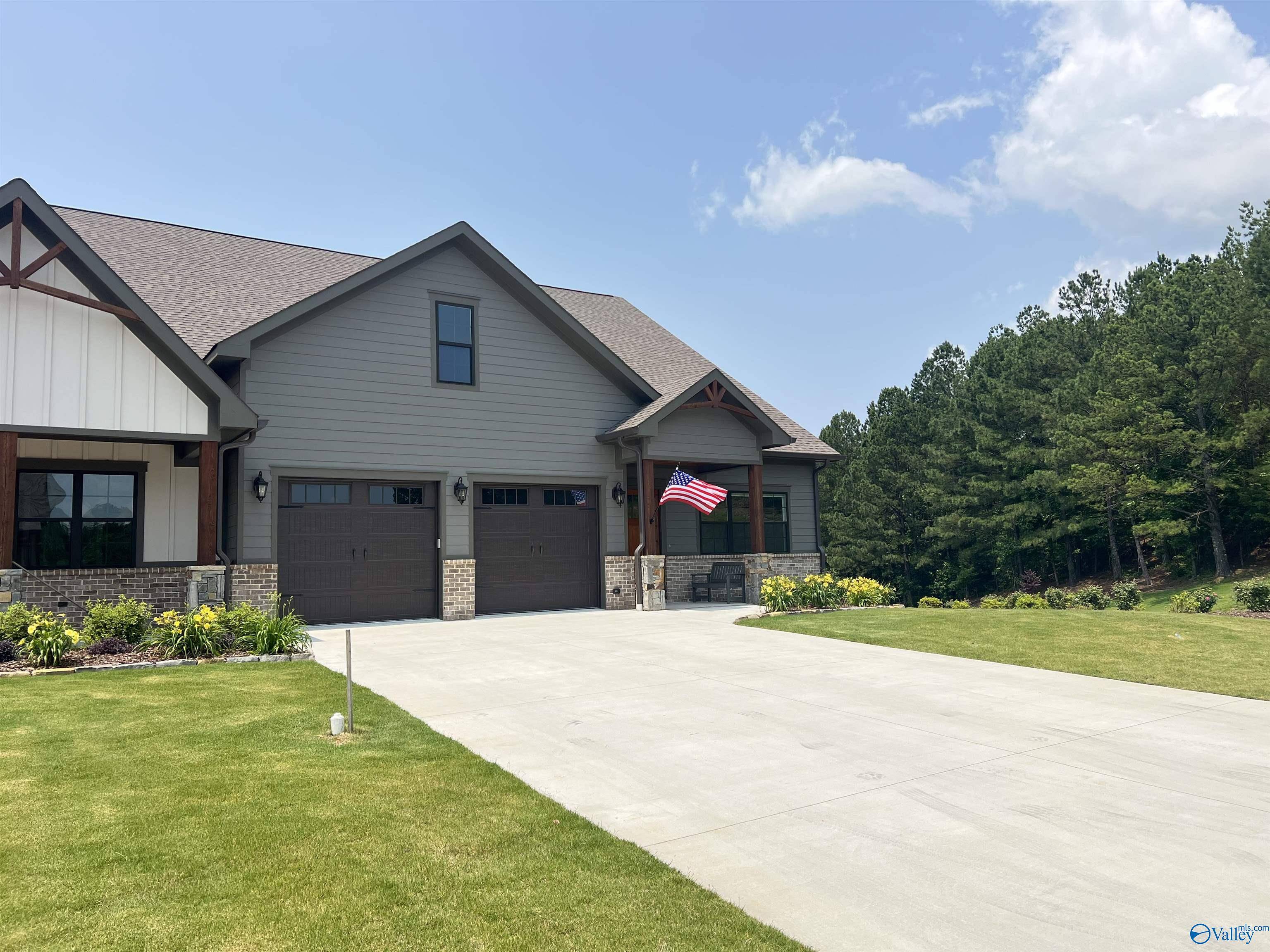 Guntersville, AL 35976,78 Whistling Straits Way