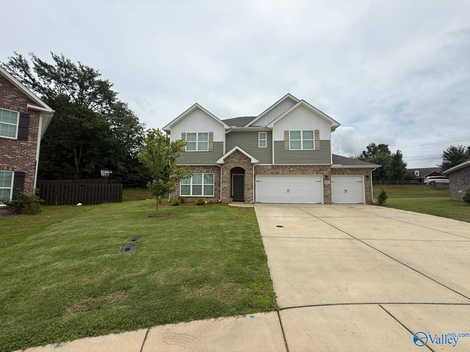 New Market, AL 35761,101 River Springs Court