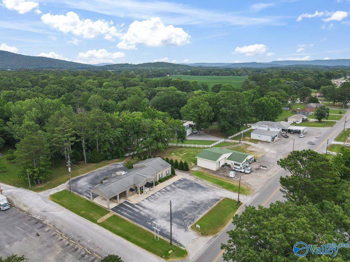 New Hope, AL 35760,5053 Main Drive