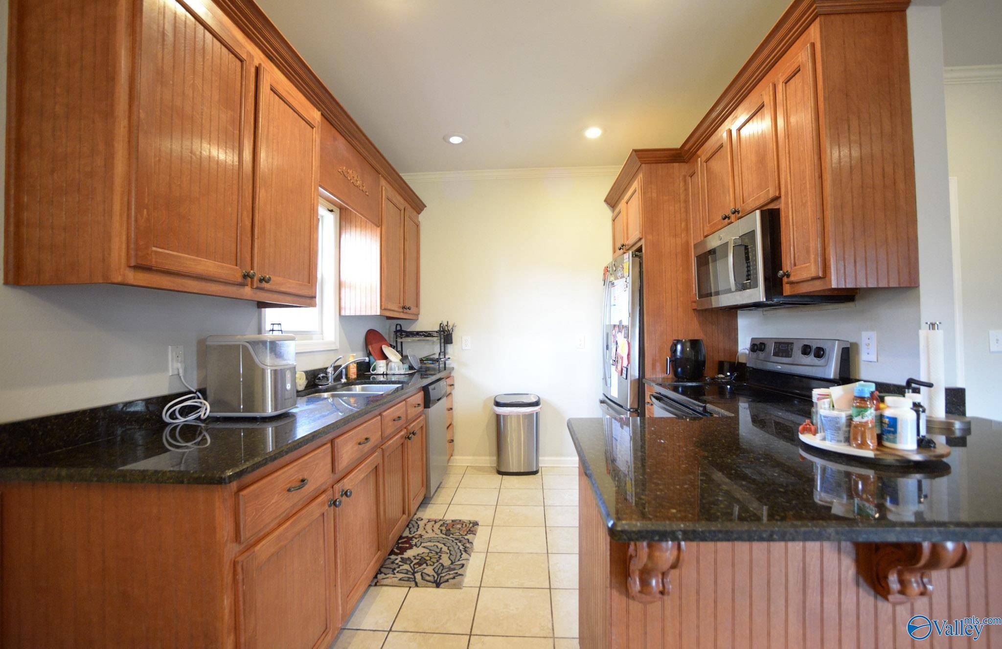 Muscle Shoals, AL 35661,302 Meredith Drive