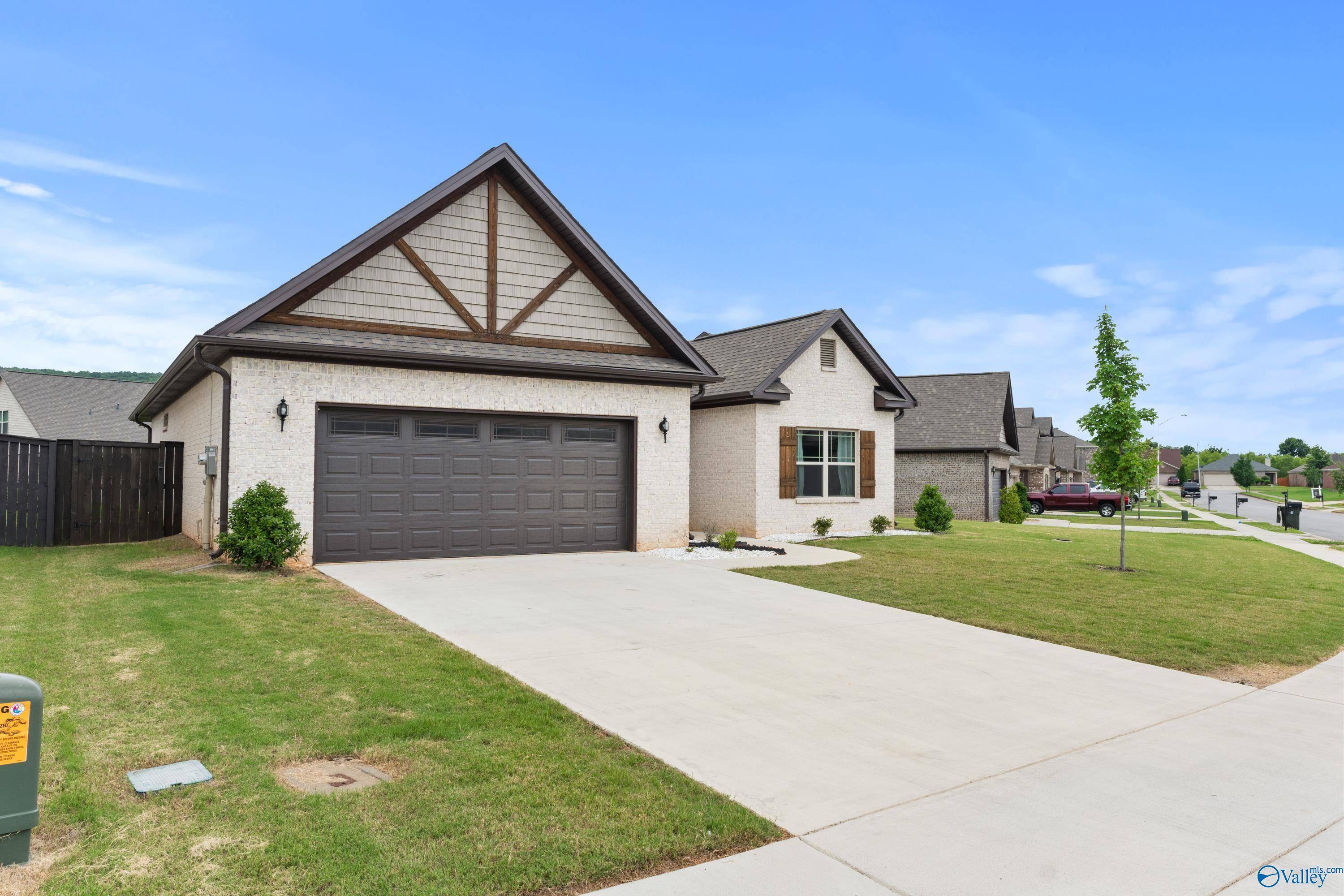 Harvest, AL 35749,113 Holly Fern Drive