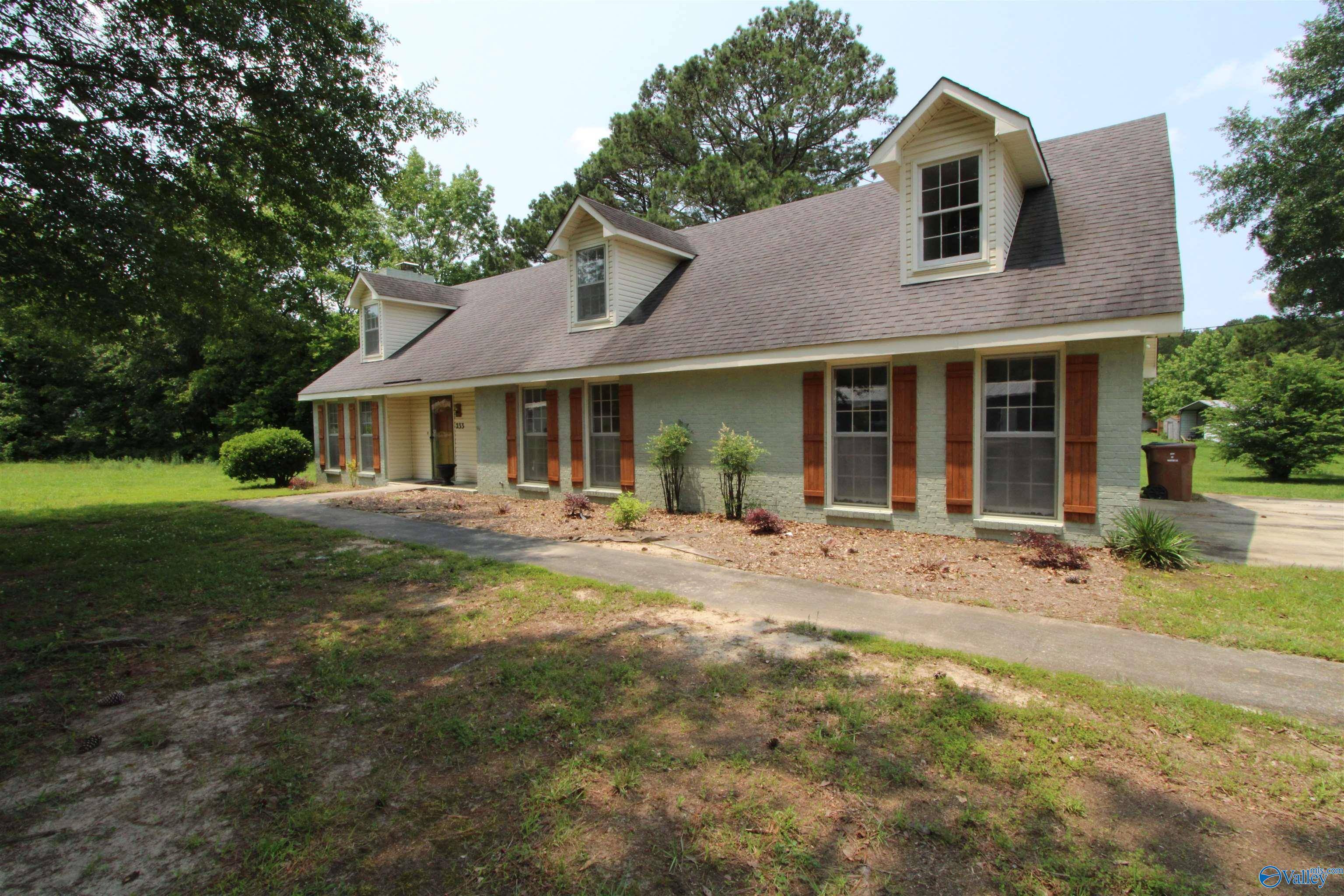 Hartselle, AL 35640,233 Shaw Road NW