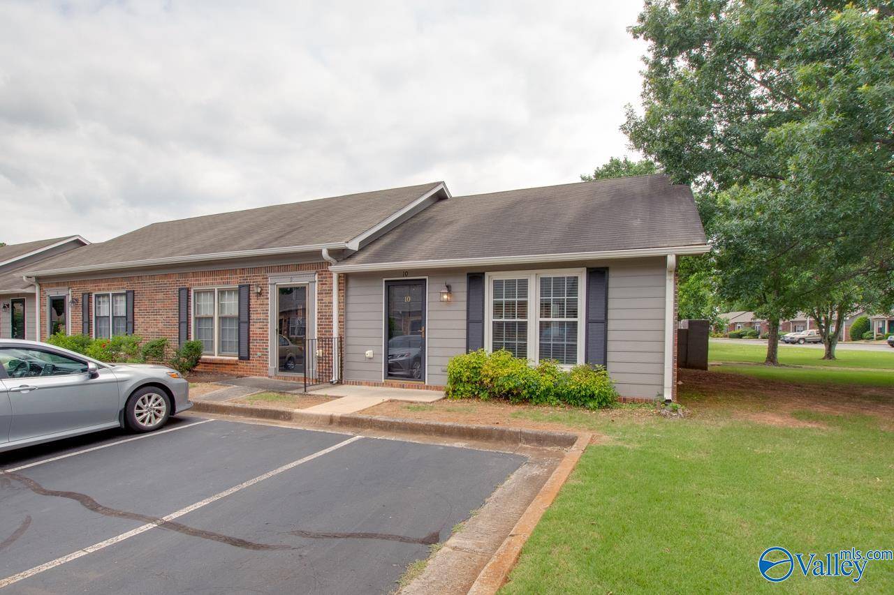 Huntsville, AL 35802,8146 Oldfield Road ##10