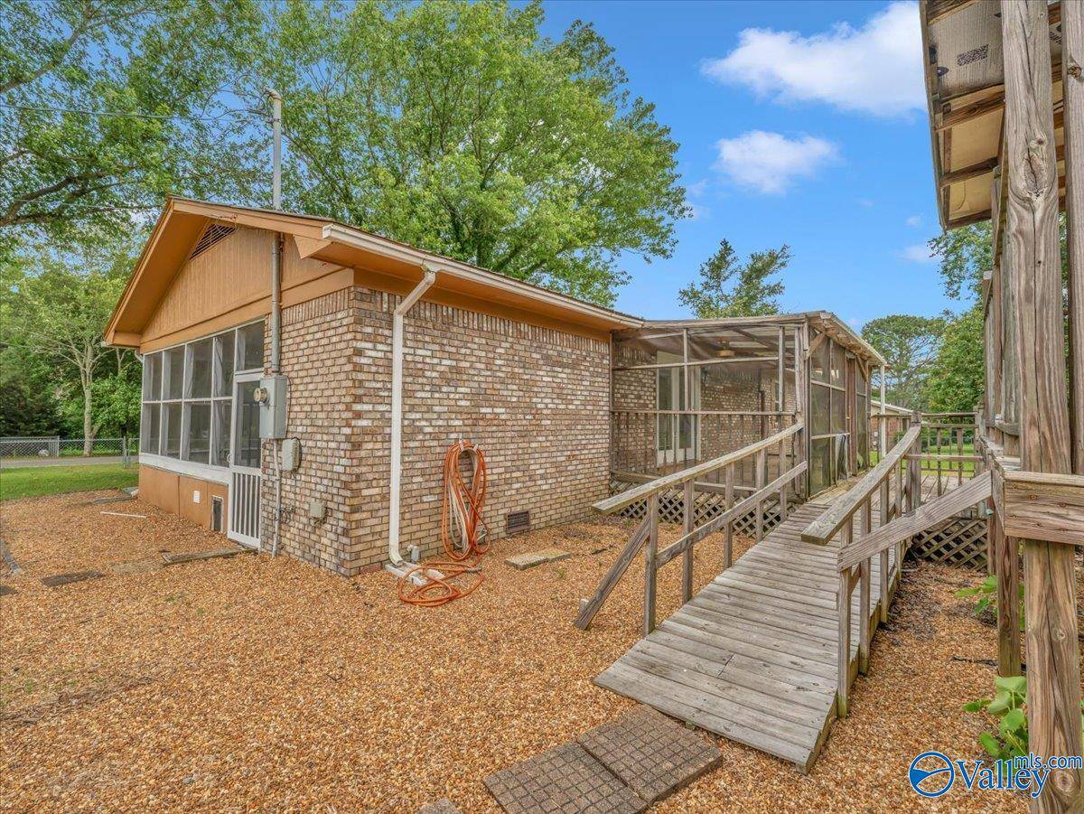 Fyffe, AL 35971,44 Vernon Street