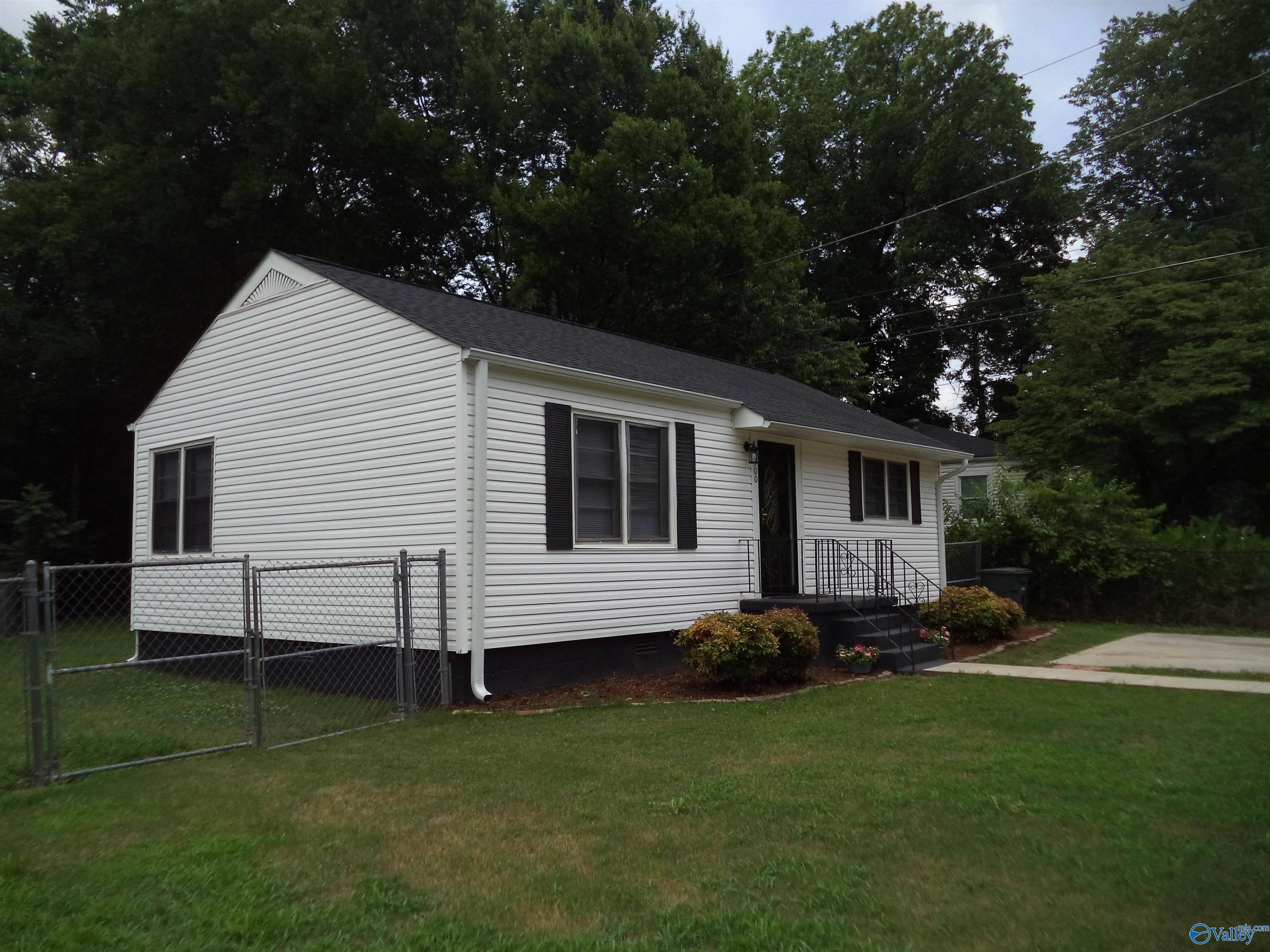 Huntsville, AL 35811,300 N Plymouth Road