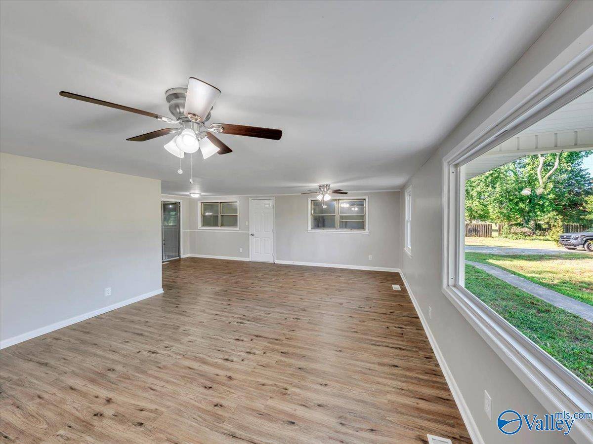 Hillsboro, AL 35643,768 County Road 376