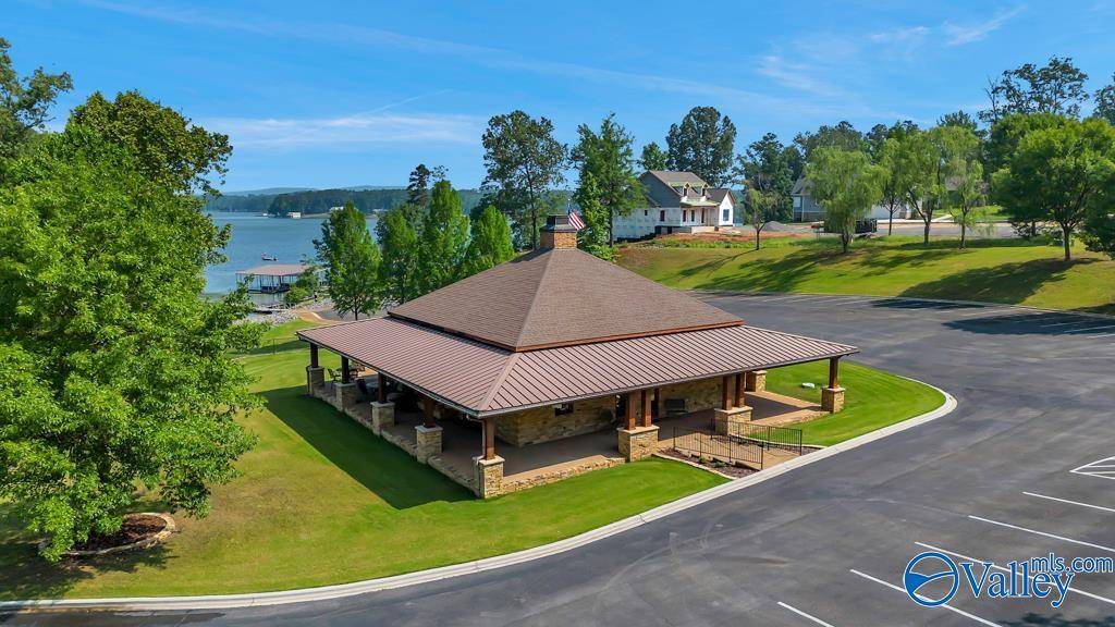 Scottsboro, AL 35769,342 Monte Sano Drive