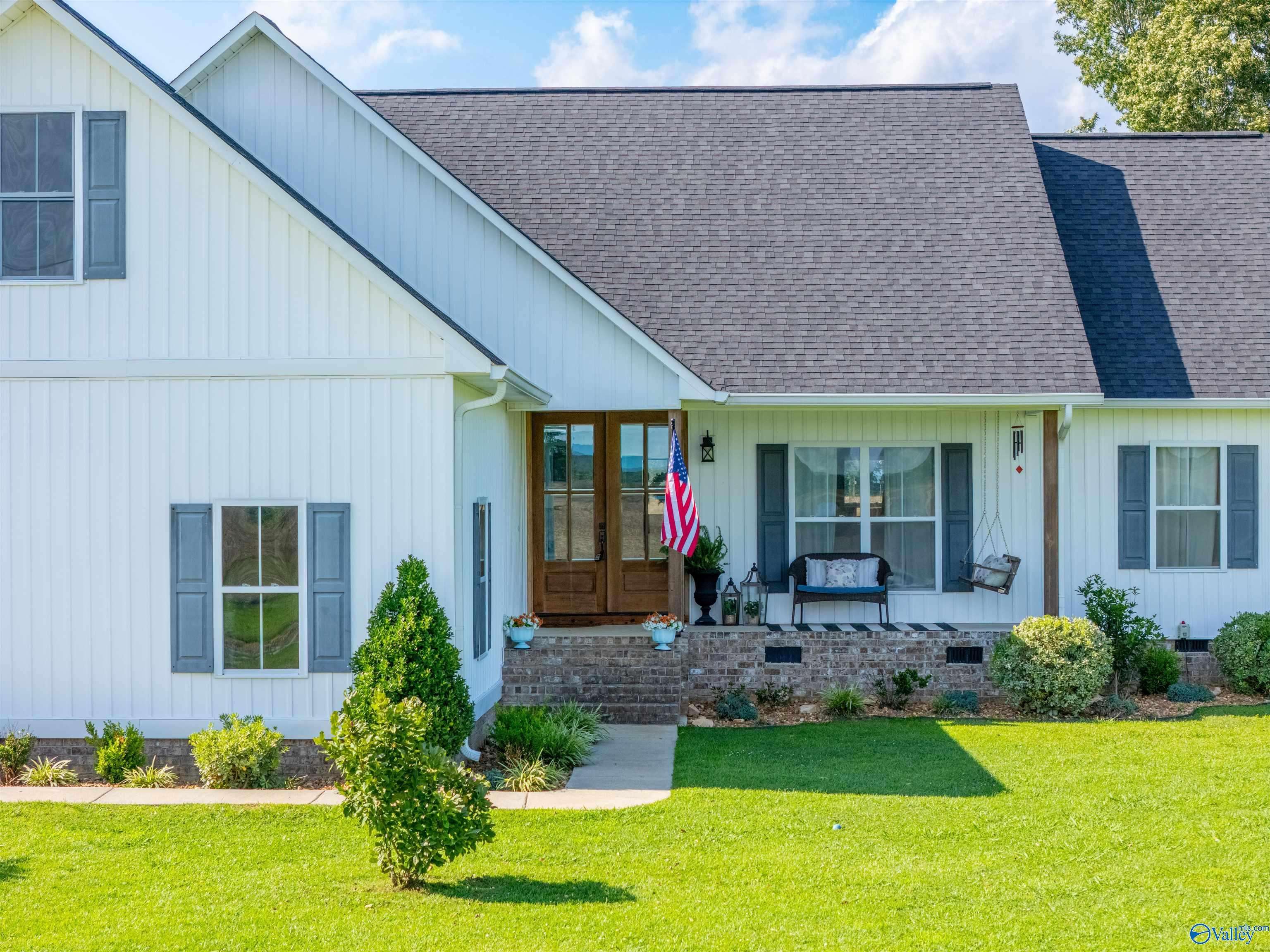 Centre, AL 35960,175 Bayview Lane