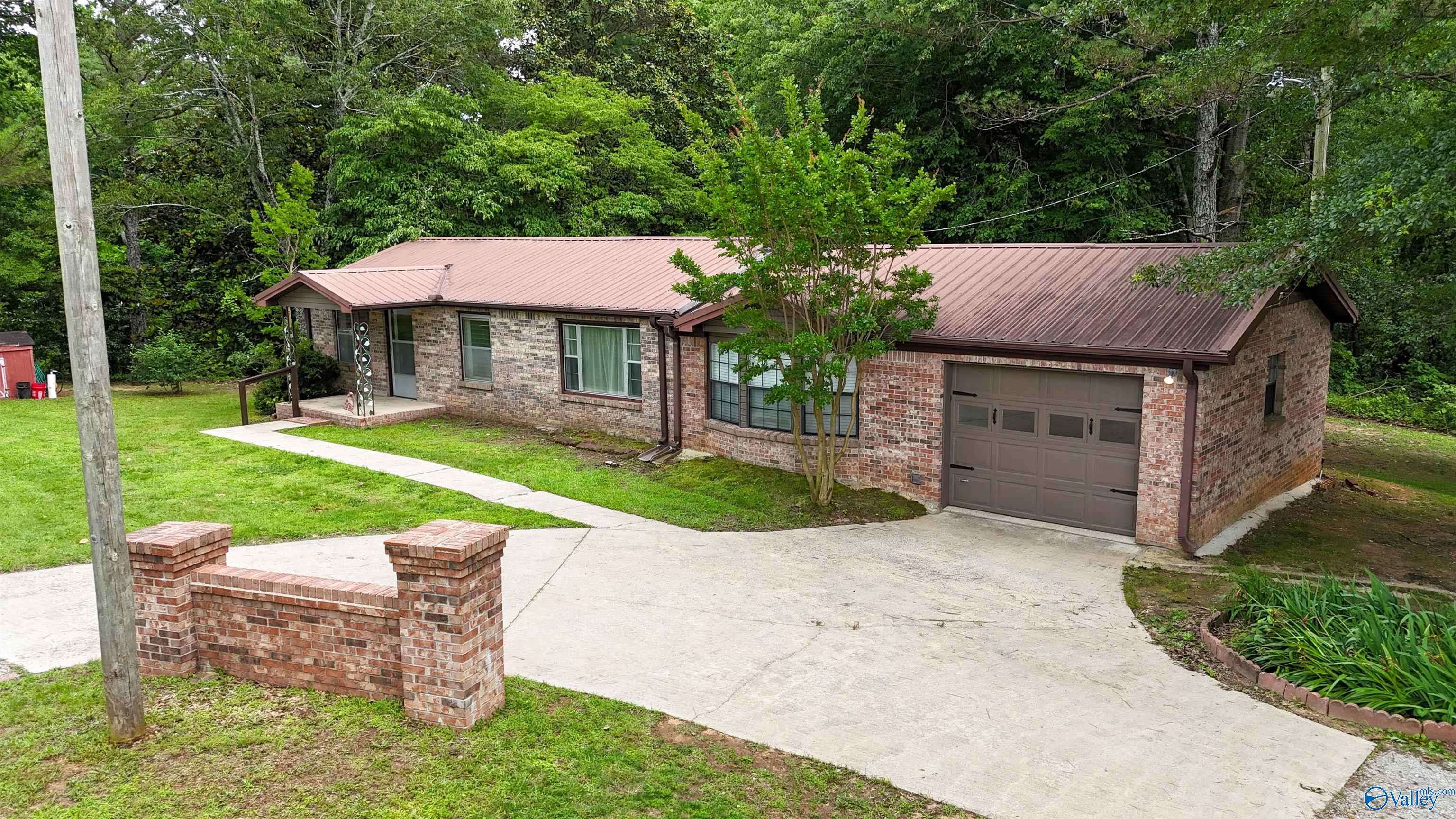 Hackleburg, AL 35564,24870 State Highway 253