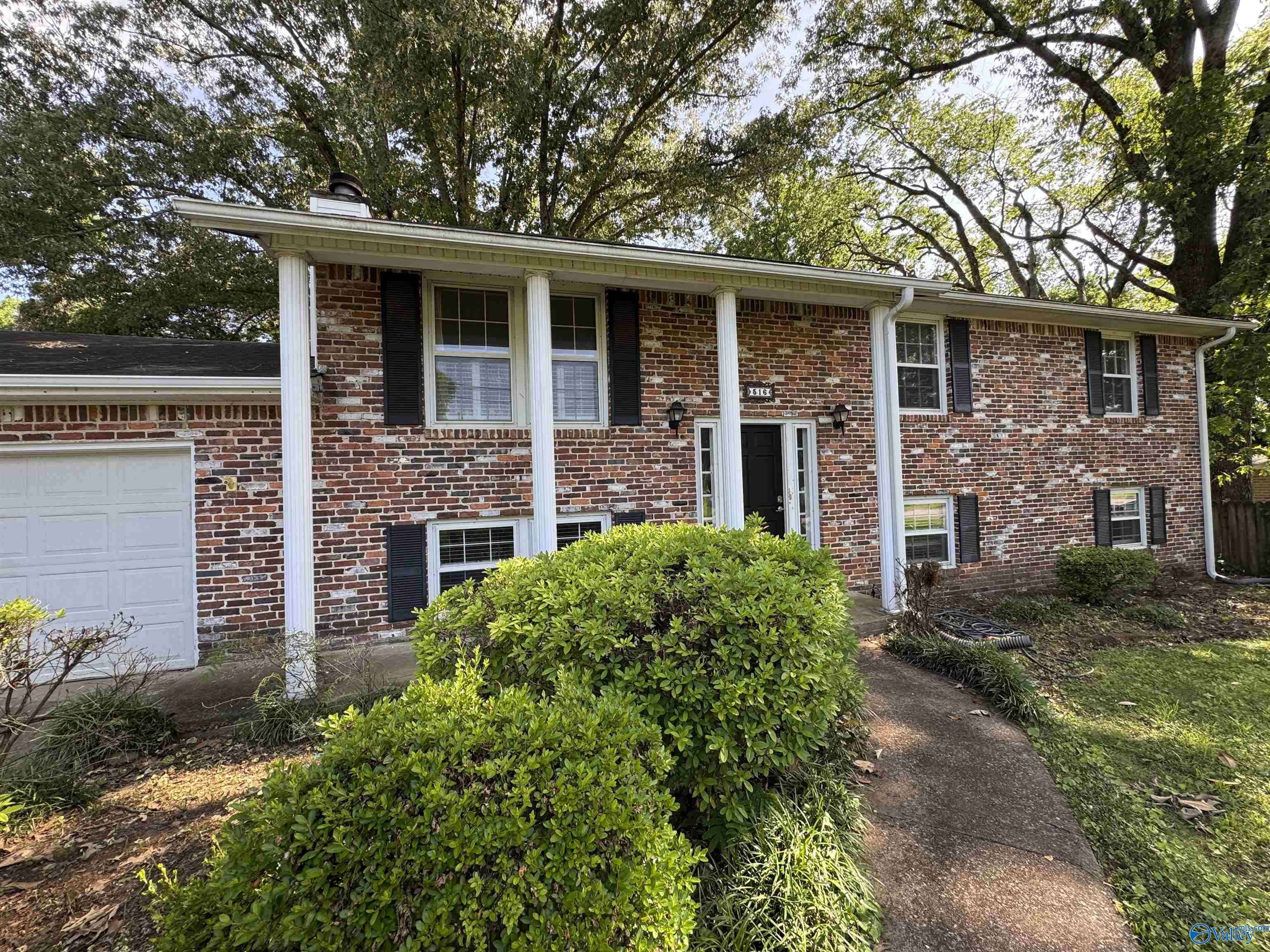 Huntsville, AL 35803,516 Valley View Terrace
