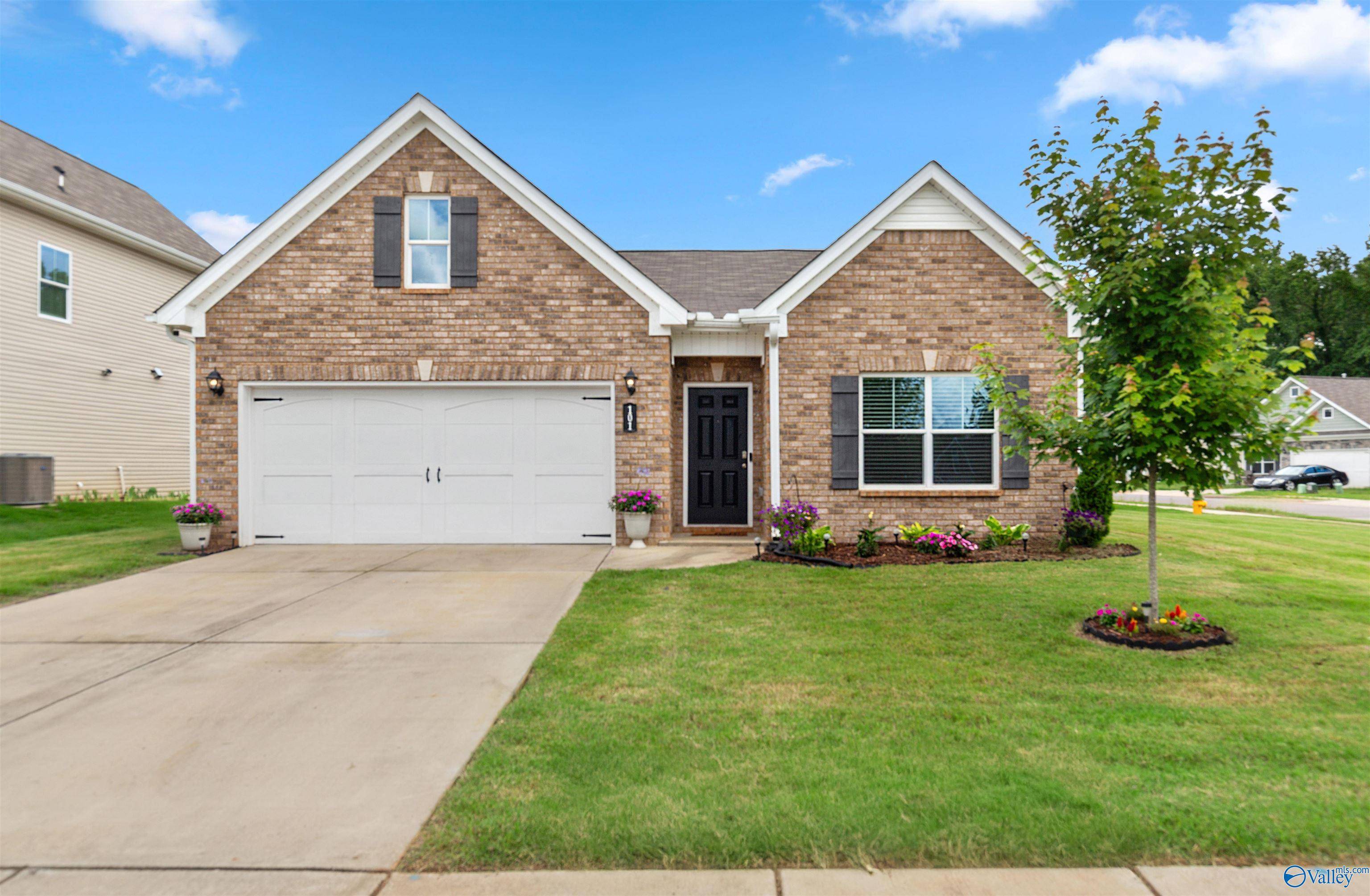 New Market, AL 35761,101 Emma Grace Lane