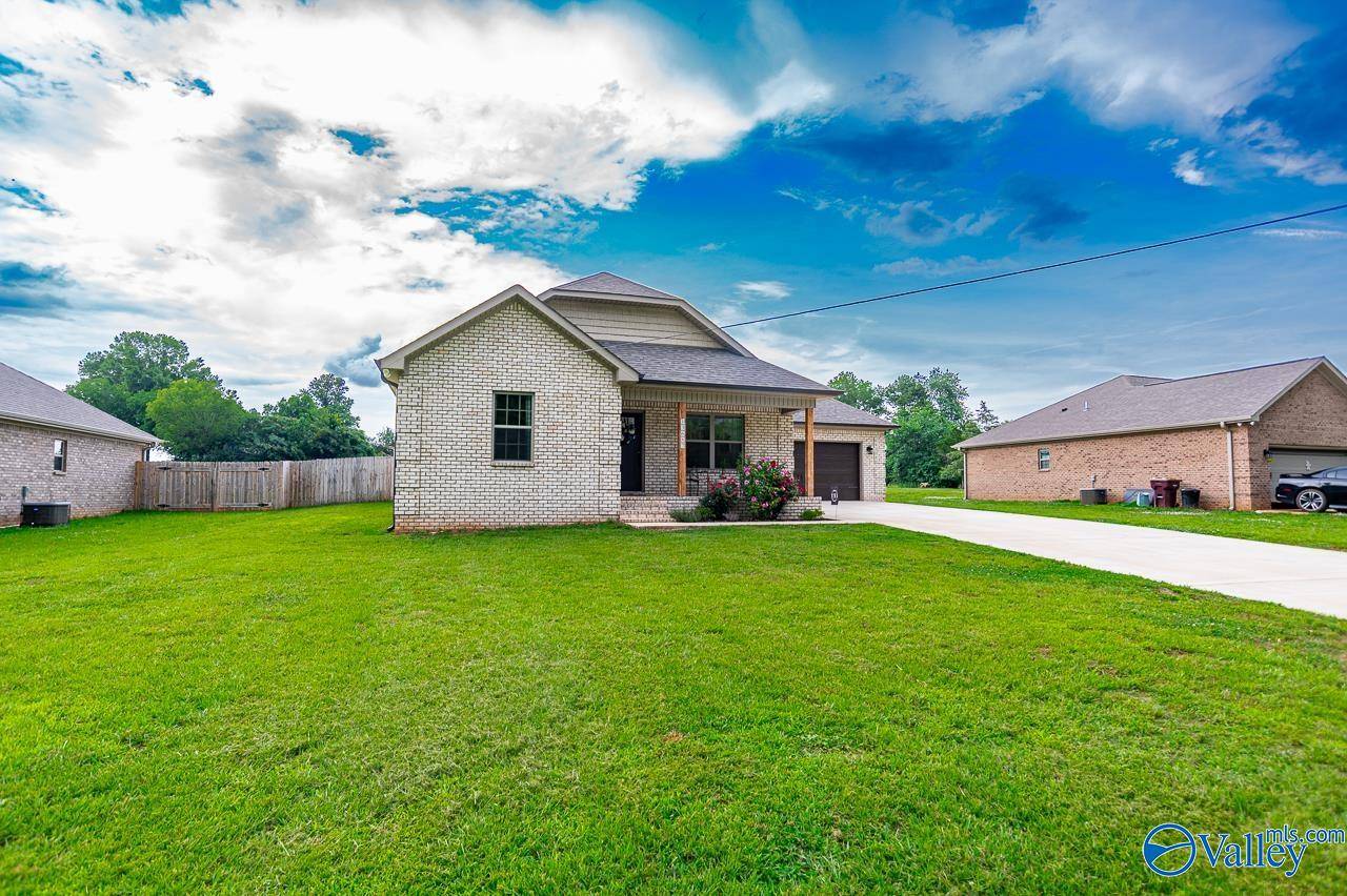 Elkmont, AL 35620,13687 Sammy Lane
