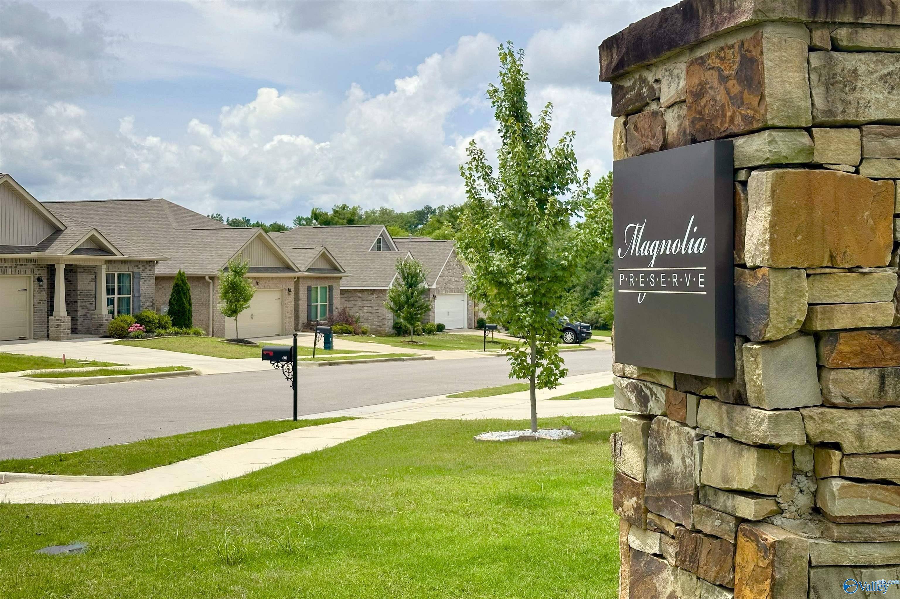 Hartselle, AL 35640,604 Magnolia Place Lane