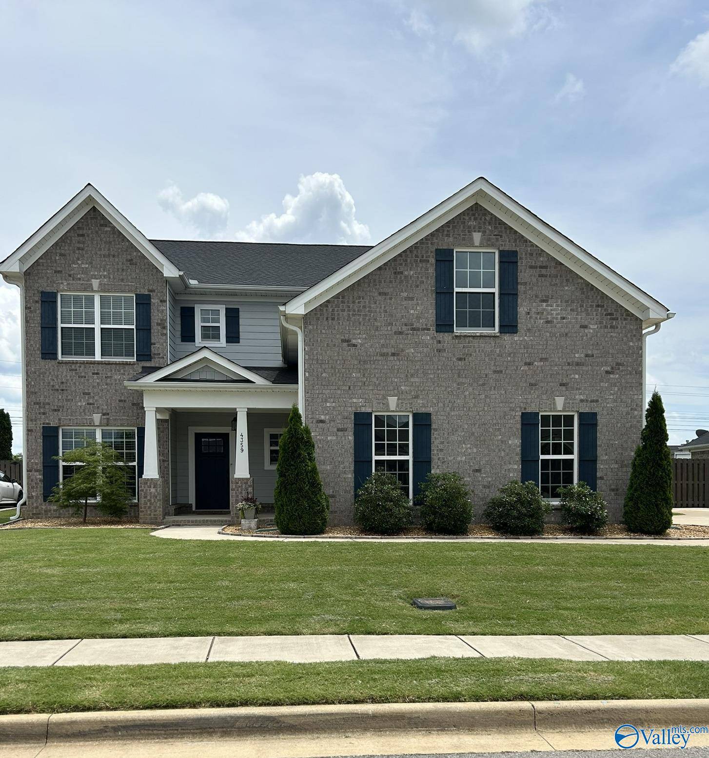 Owens Cross Roads, AL 35763,4359 Willow Bend Lane SE