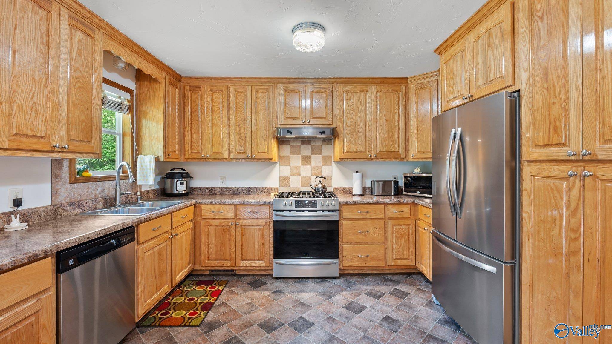 Collinsville, AL 35961,479 County Road 1