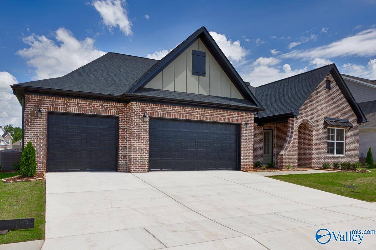 Madison, AL 35756,104 Mayapple Trail