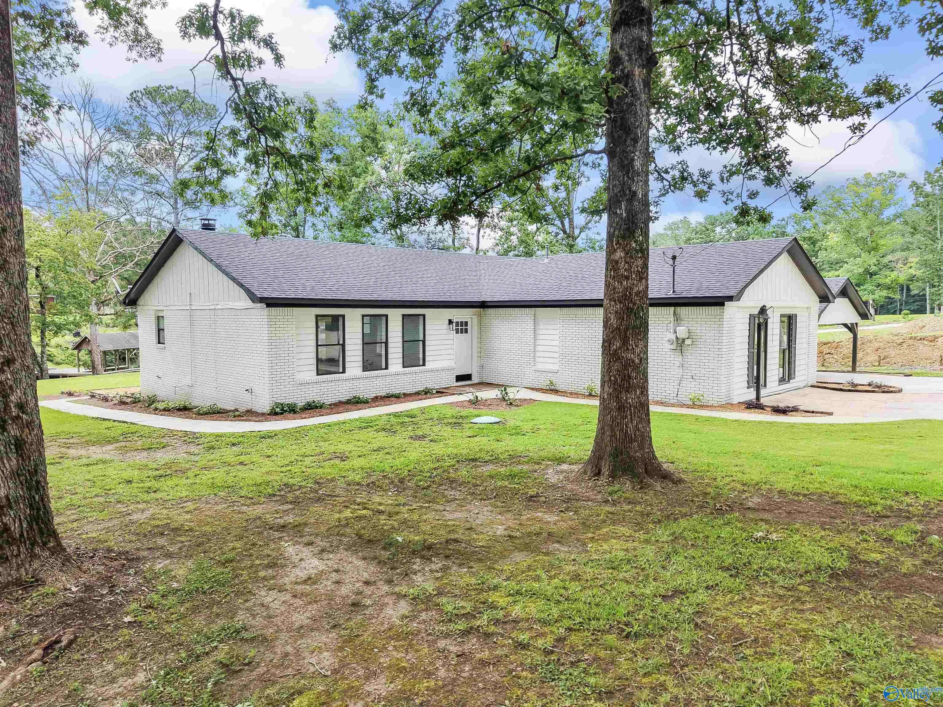 Gadsden, AL 35901,51 W Aqua Vista Drive