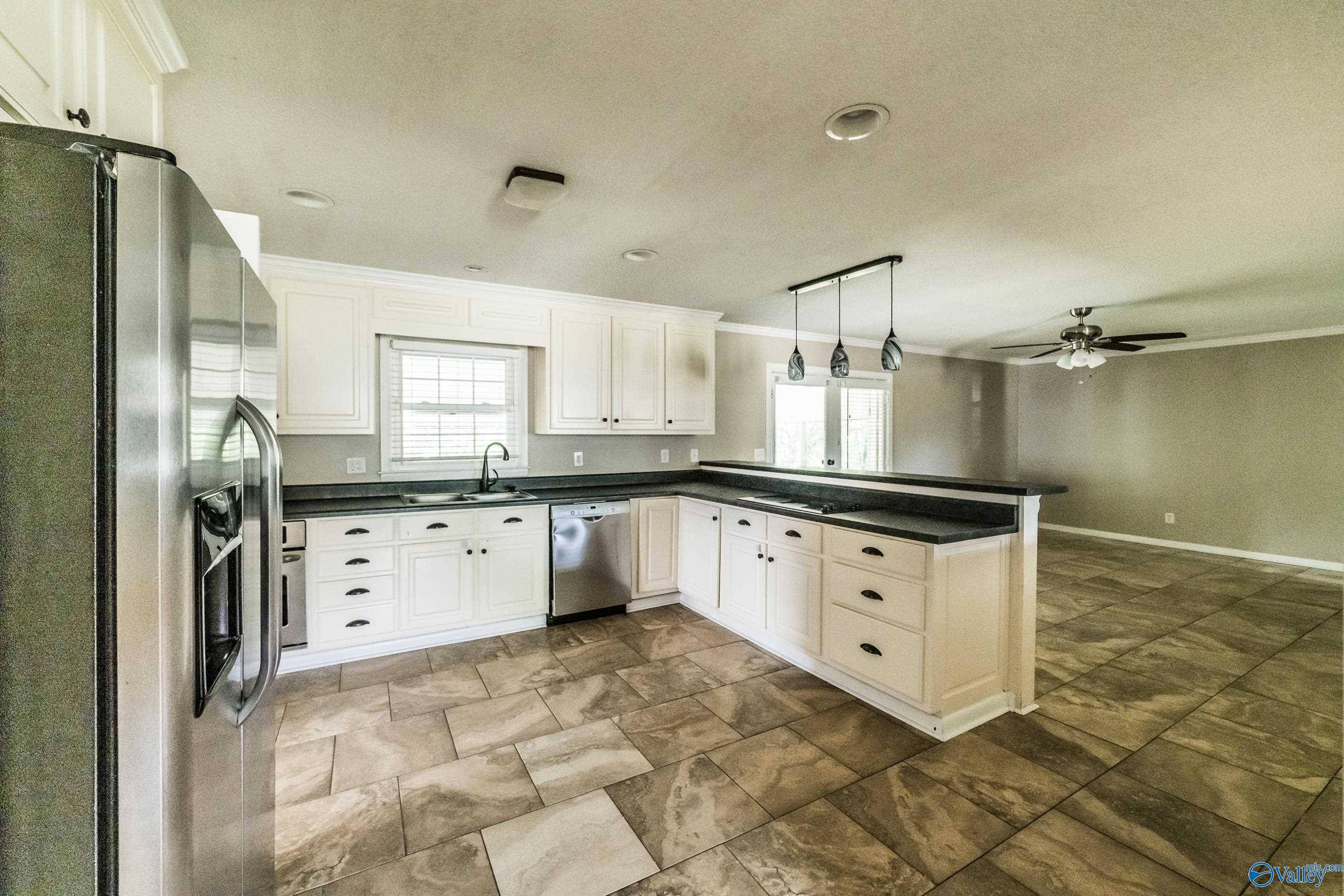 Huntsville, AL 35803,2107 Edinburgh Drive