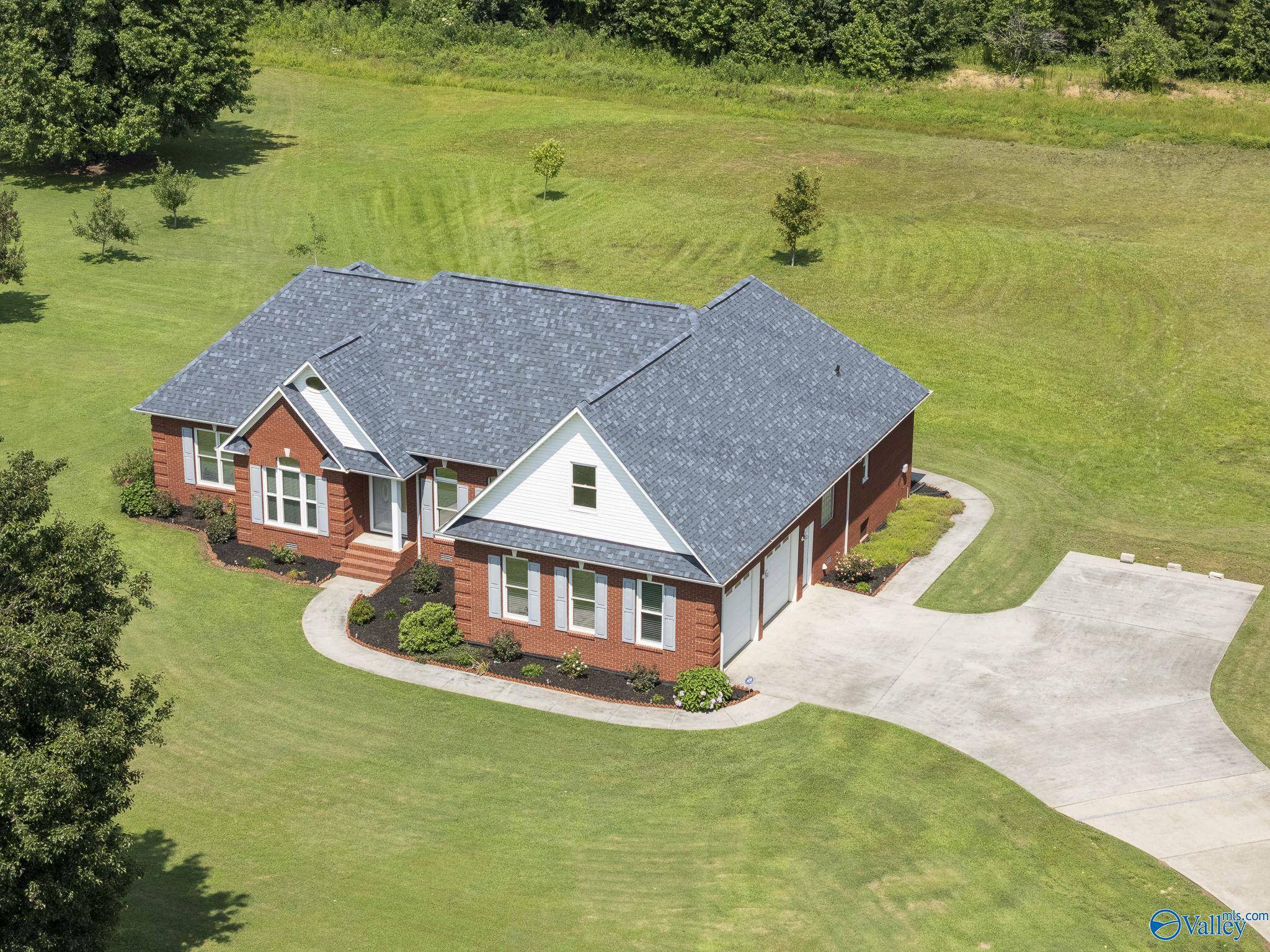Athens, AL 35611,10214 New Cut Road