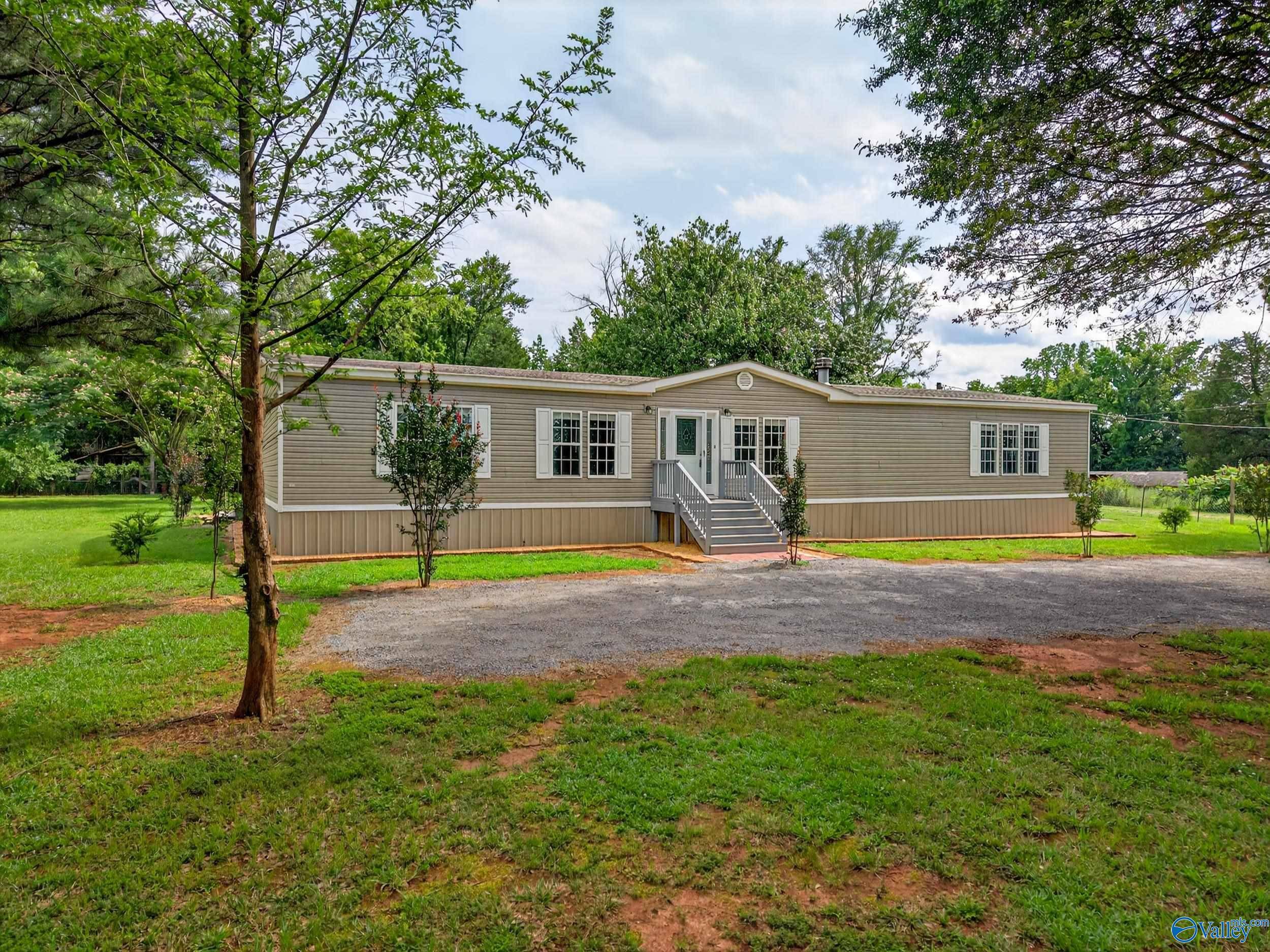 Moulton, AL 35650,12270 County Road 460