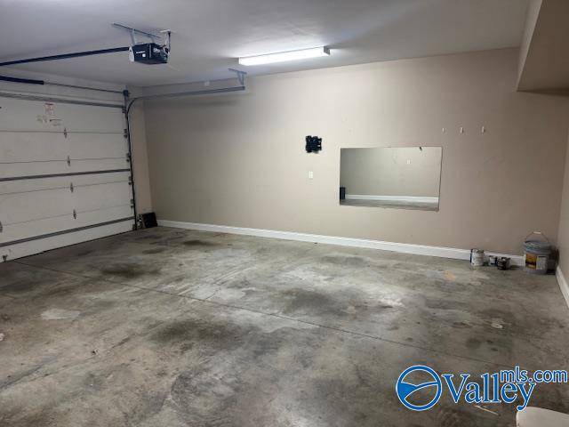 Guntersville, AL 35976,50 Chittom Wood Drive