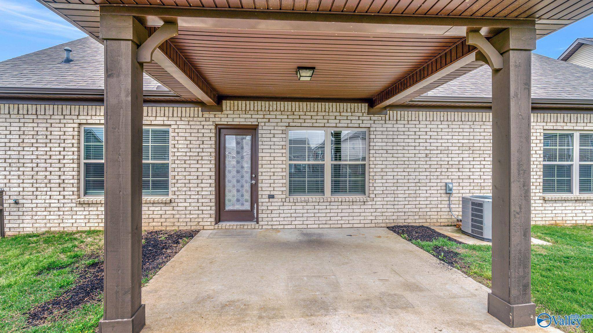 Toney, AL 35773,110 Barn Trail Way