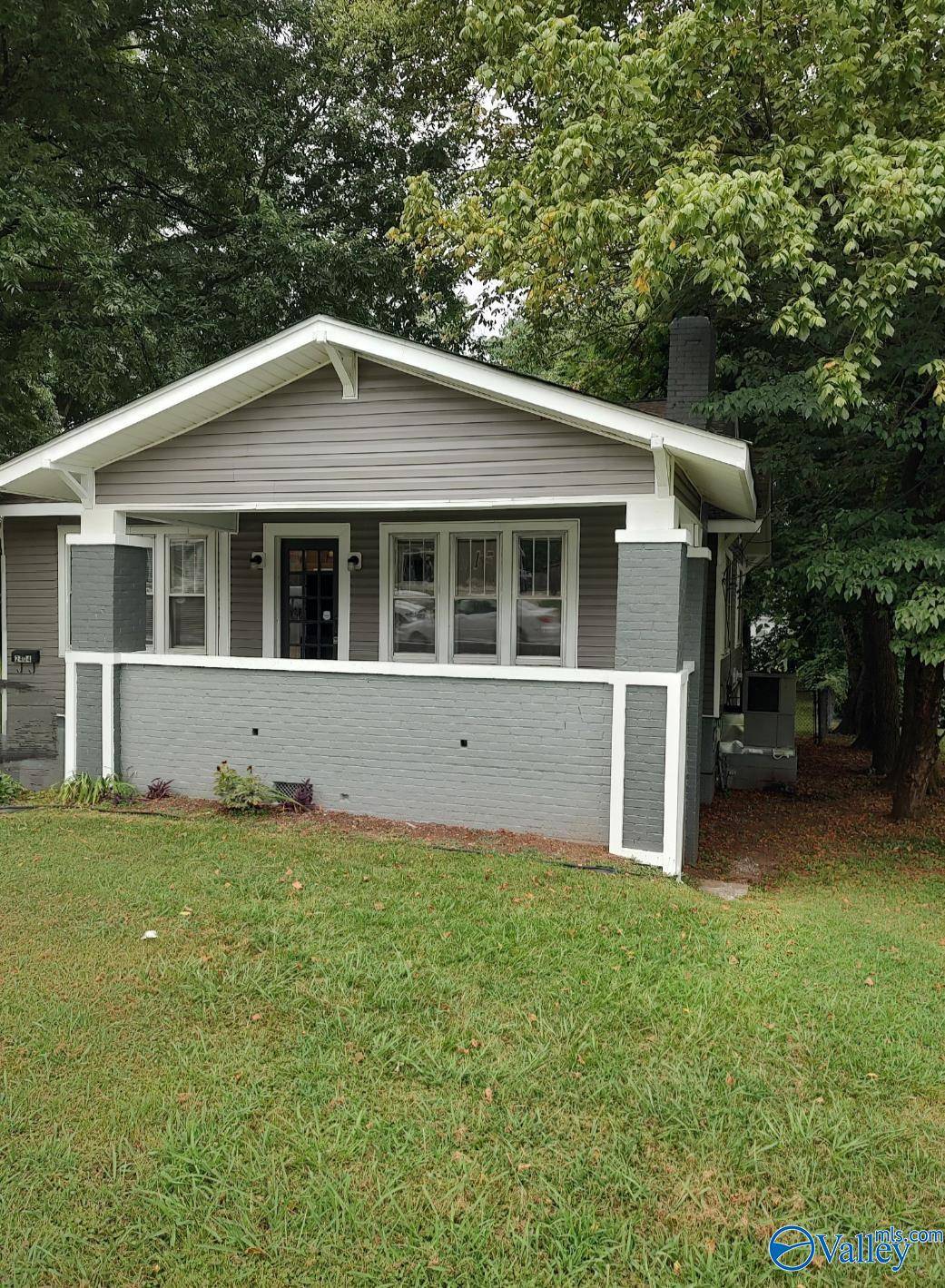 Huntsville, AL 35801,2404 S Whitesburg Drive S