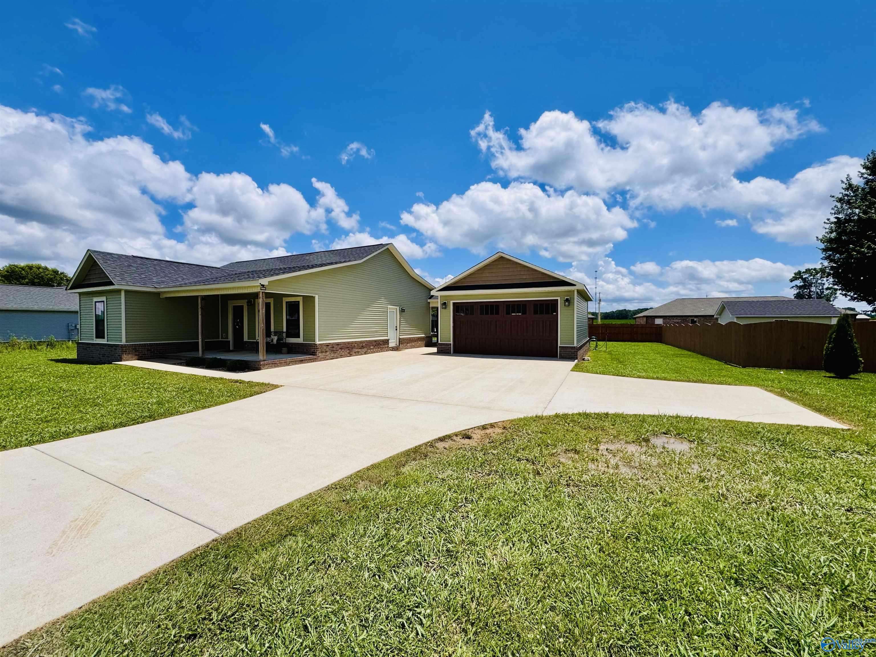 Loretto, TN 38469,624 2nd Avenue S